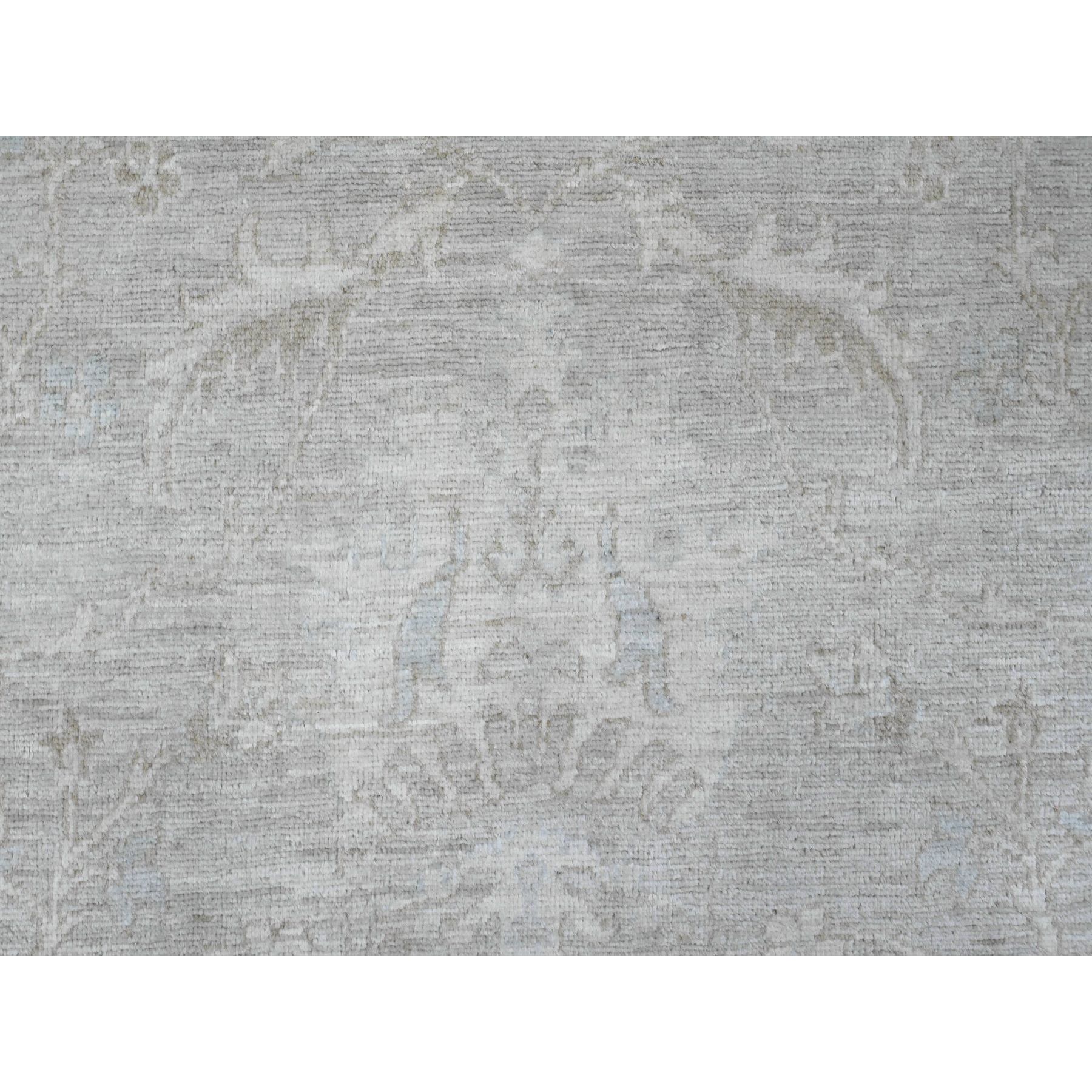 8'x8' Misty Gray, Washed Out Ziegler Mahal Revival with All Over Pattern, Hand Knotted, 100% Wool, Round, Oriental Rug Sh89795