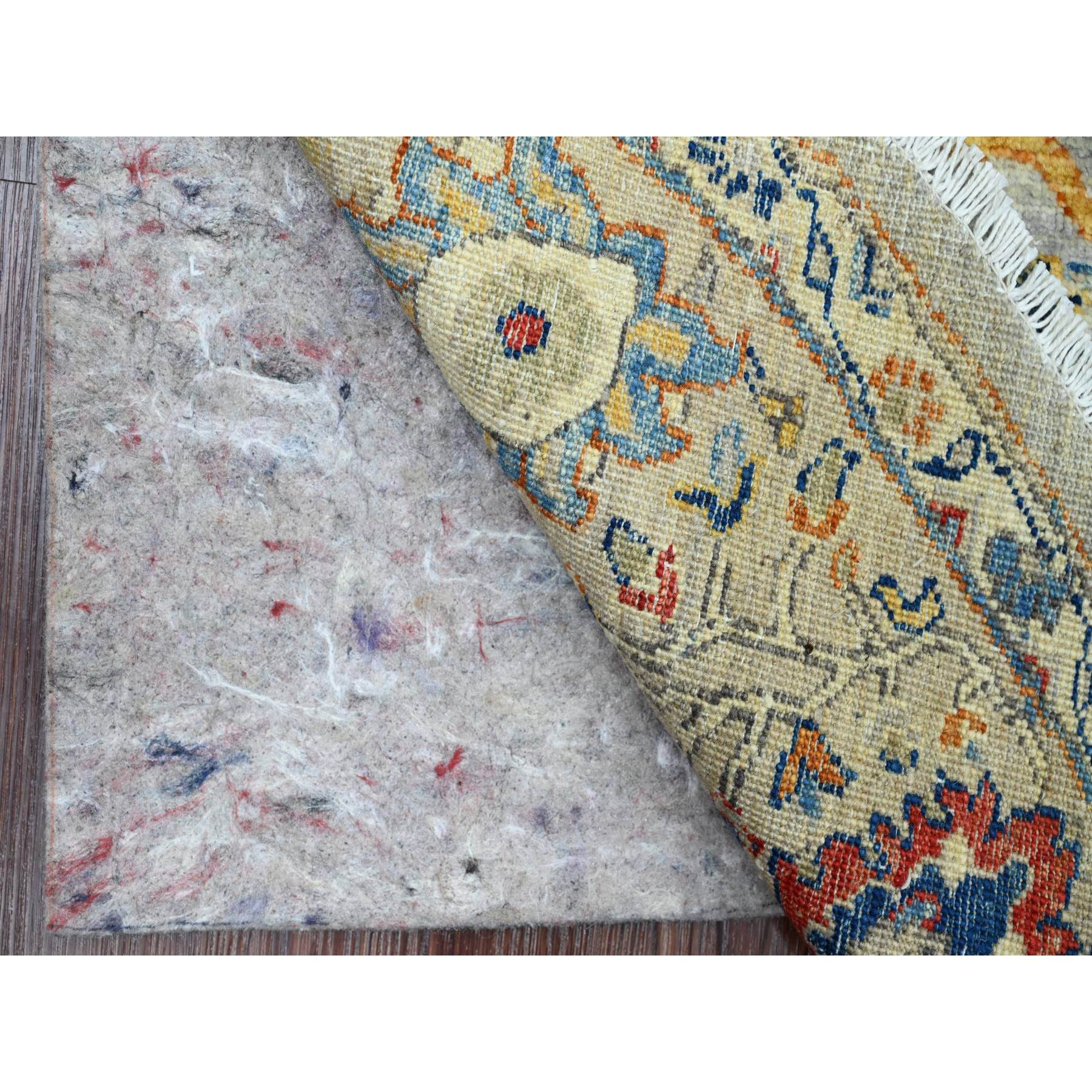 7'7"x7'7" Cloud Gray, Aryana Collection, Peshawar with Ziegler Mahal Design, High Mountain Wool, Denser Weave, Hand Knotted, Round, Oriental Rug Sh89853