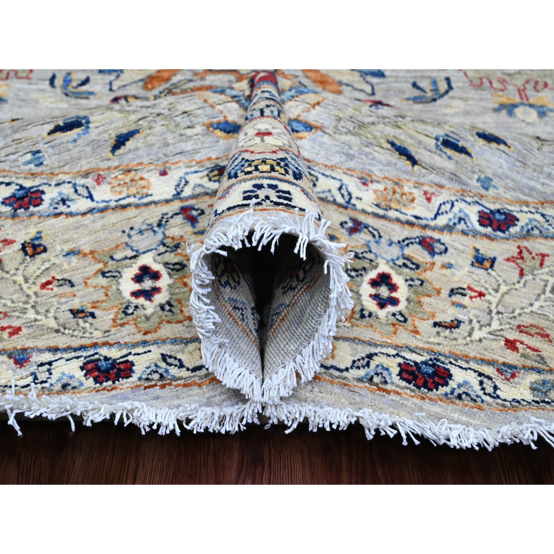 7'7"x7'7" Cloud Gray, Aryana Collection, Peshawar with Ziegler Mahal Design, High Mountain Wool, Denser Weave, Hand Knotted, Round, Oriental Rug Sh89853