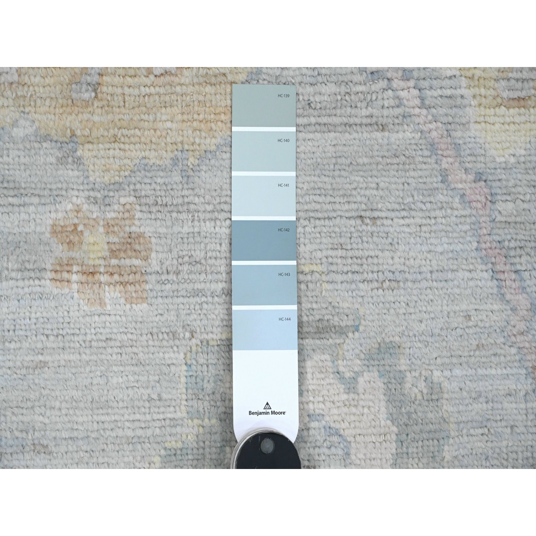 10'x13'5" Cloud Gray, Afghan Angora Oushak with Leaf Design, Veggie Dyes, 100% Wool, Hand Knotted, Oriental Rug Sh89860