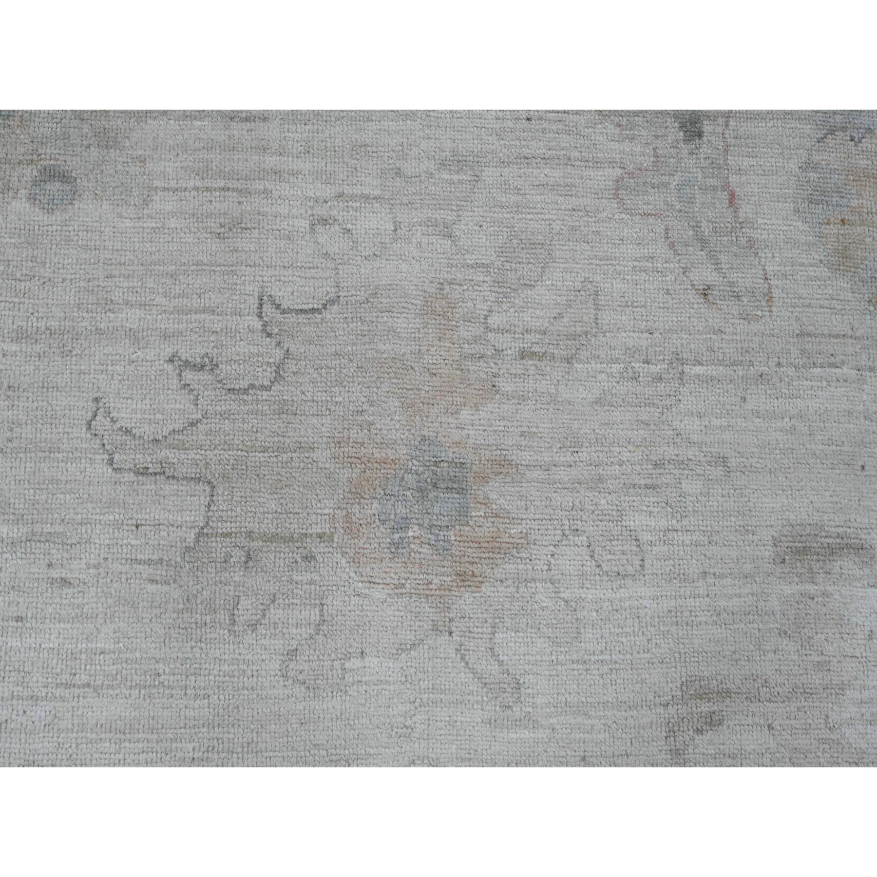 9'9"x13'3" Pristine White, Afghan Angora Oushak with Large Leaf Design, Veggie Dyes, Pure Wool, Hand Knotted, Oriental Rug Sh89865