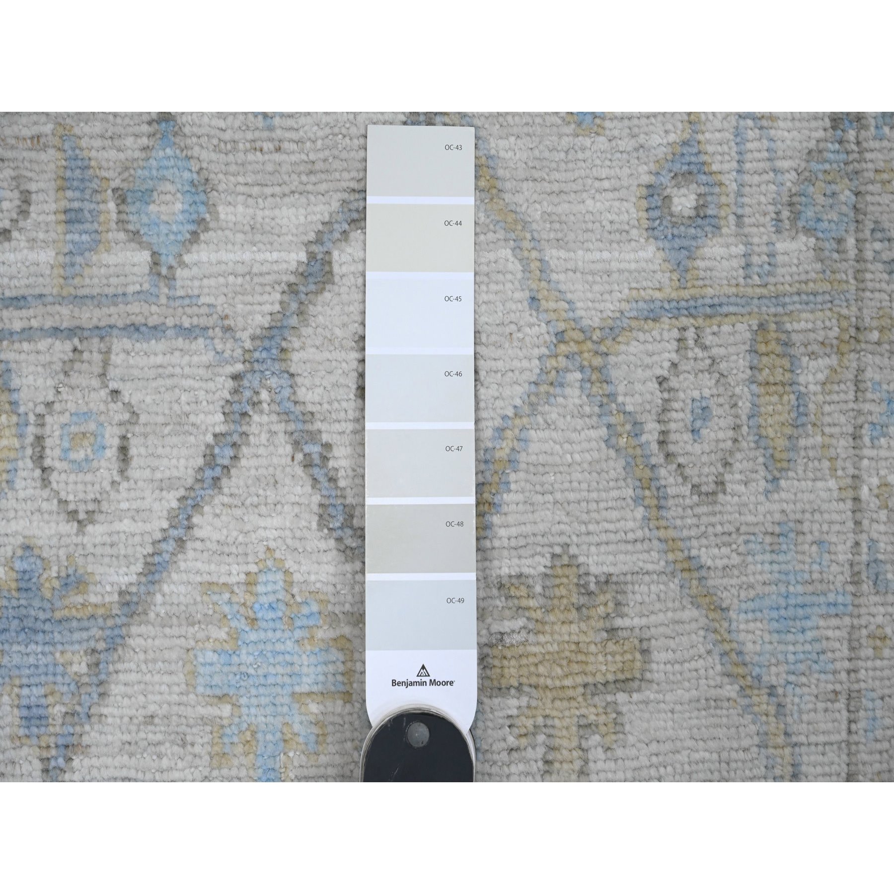 2'8"x13'6" Pearl White, 100% Wool, Hand Knotted, Afghan Angora Oushak with Geometric Leaf Design, Veggie Dyes, Runner, Oriental Rug Sh89892