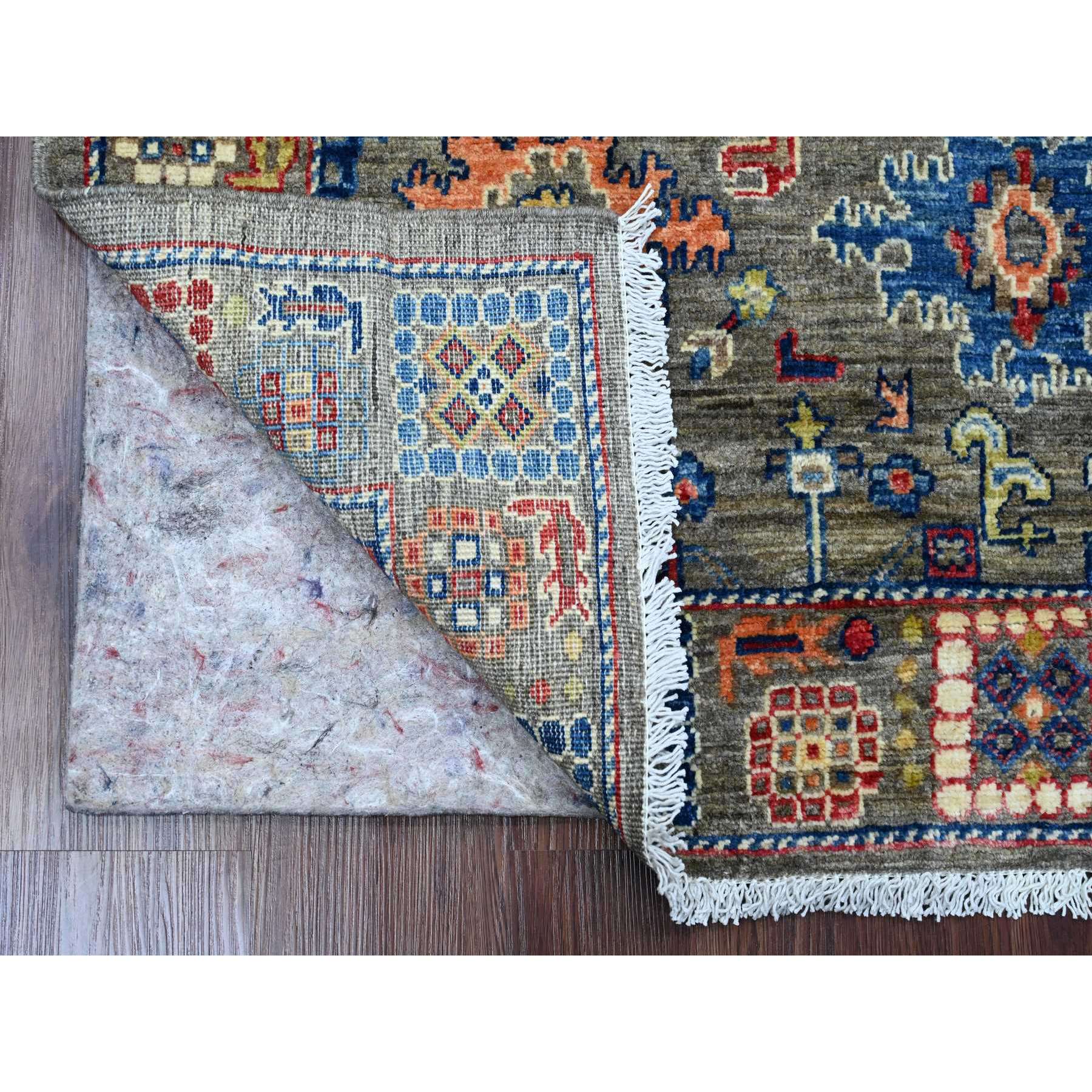 3'1"x5' Nevada Gray, Peshawar with Colorful Ziegler Mahal Design, Aryana Collection, High Mountain Wool, Denser Weave, Hand Knotted, Vegetable Dyes, Oriental Rug Sh89918