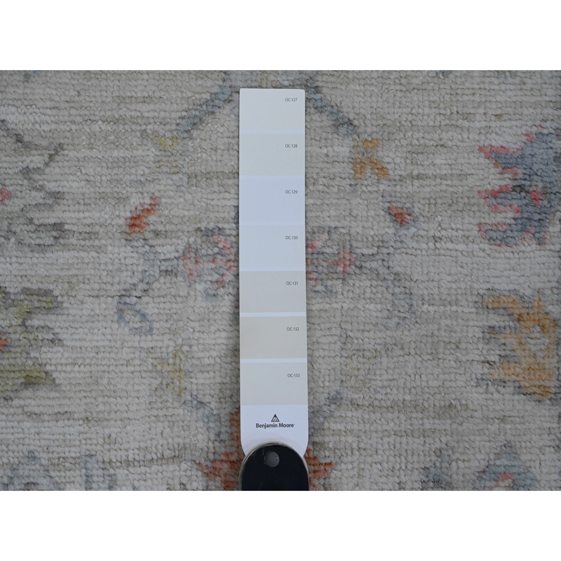 2'7"x6'2" Bone White, 100% Wool, Afghan Angora Oushak with Geometric Leaf Design, Hand Knotted, Vegetable Dyes, Runner, Oriental Rug Sh89924