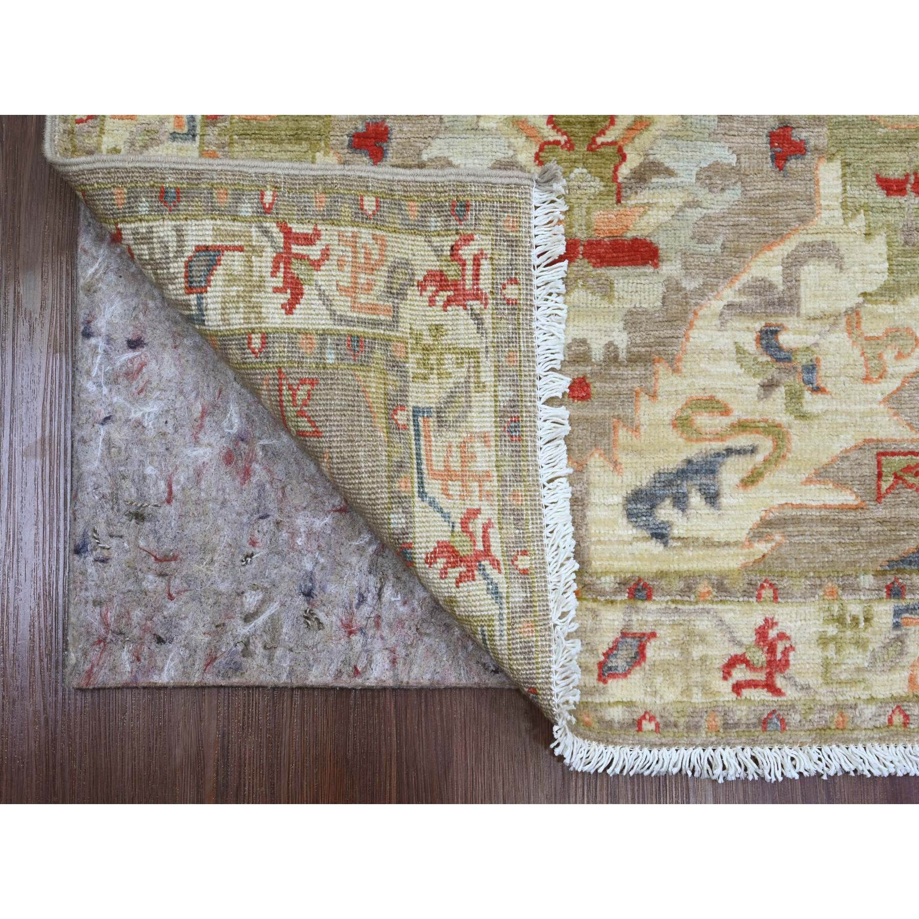 2'7"x6' Oyster Gray, Aryana Collection, Heriz with Dragon Design, Vegetable Dyes, High Mountain Wool, Hand Knotted, Runner, Oriental Rug Sh89991