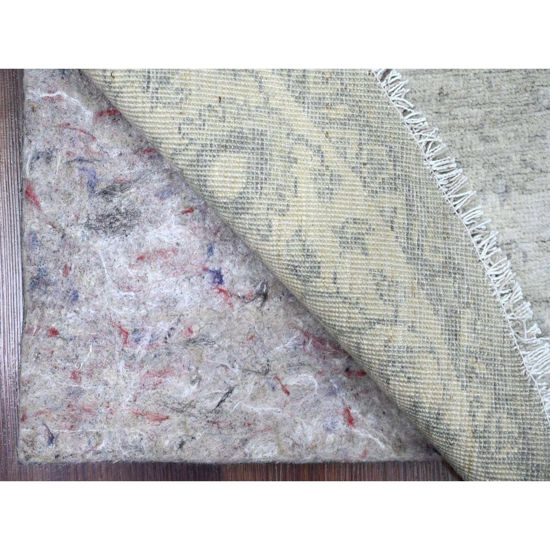 4'x4' Spanish Gray, Washed Out, Afghan Peshawar with Heriz All Over Design, Hand Knotted, 100% Wool, Densely Woven, Round, Oriental Rug Sh89998
