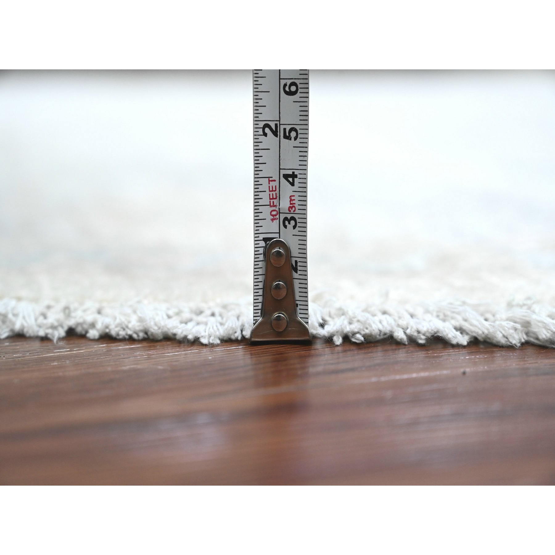 5'9"x5'9" Cascading White, Washed Out Peshawar with Heriz All Over Design, High Mountain Wool, Densely Woven, Hand Knotted, Round, Oriental Rug Sh89999