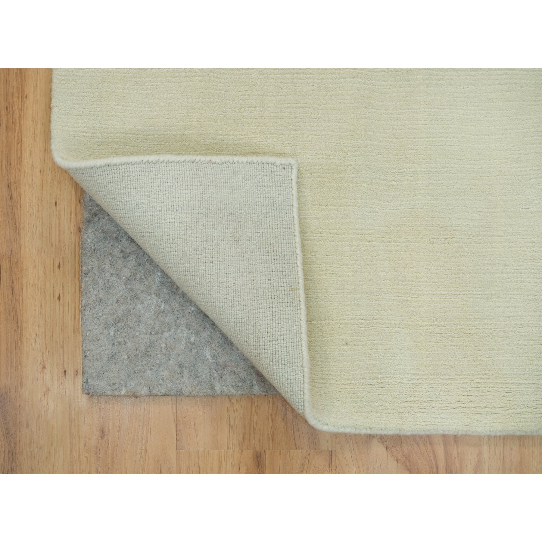 2'x3' Photon White, Thick and Plush, Modern Plain Loom Knotted Wool and Plant Based Silk, Mat Oriental Rug Sh90174