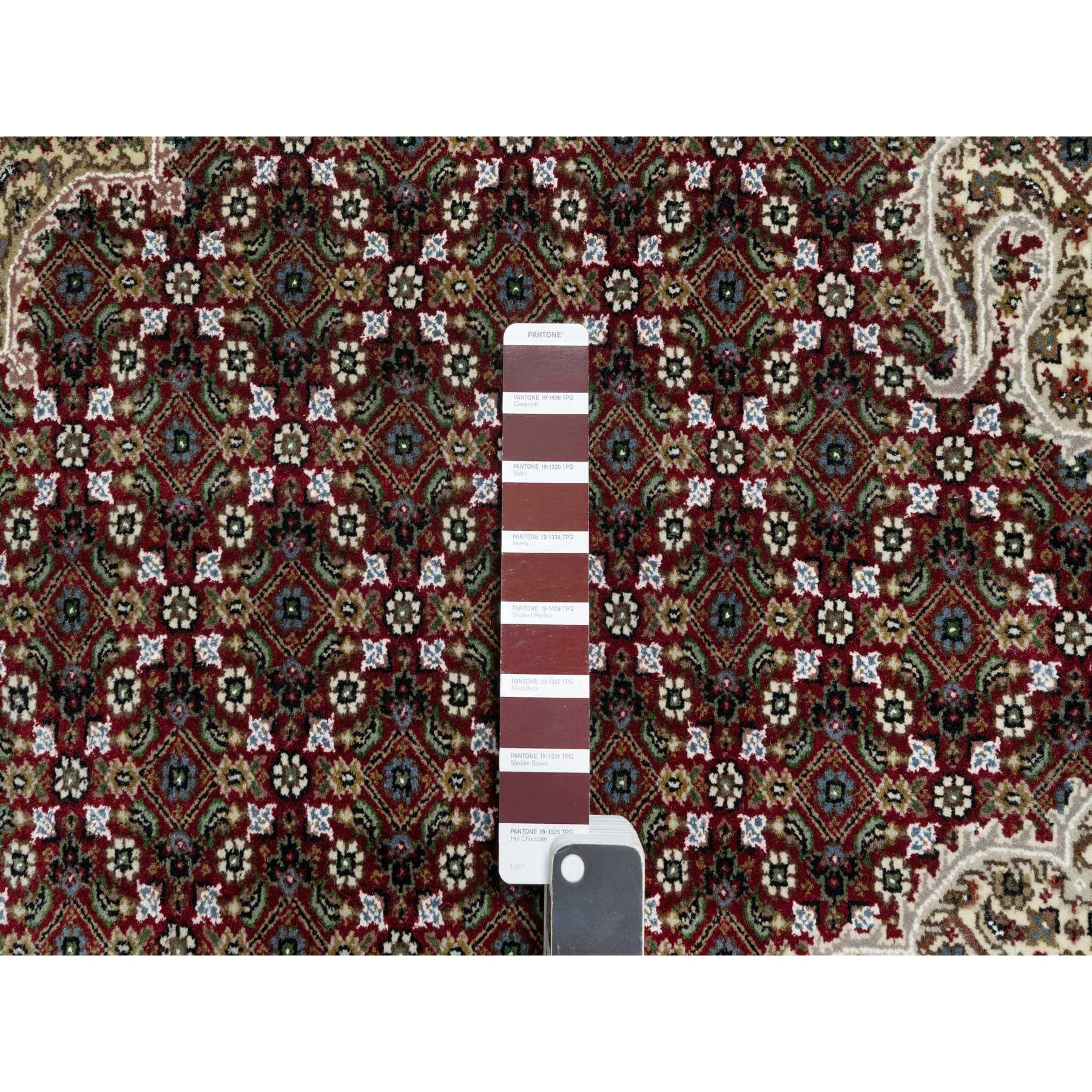 8'10"x12'4" Wine Red, 250 KPSI, Hand Knotted, Super Mahi with Large Medallion, Wool and Silk, Oriental Rug Sh90856
