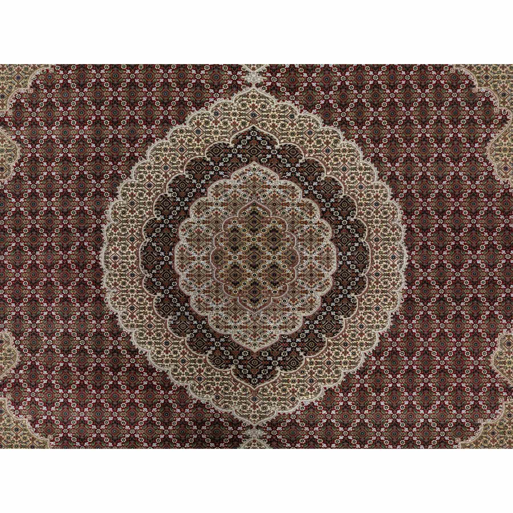 8'10"x12'4" Wine Red, 250 KPSI, Hand Knotted, Super Mahi with Large Medallion, Wool and Silk, Oriental Rug Sh90856