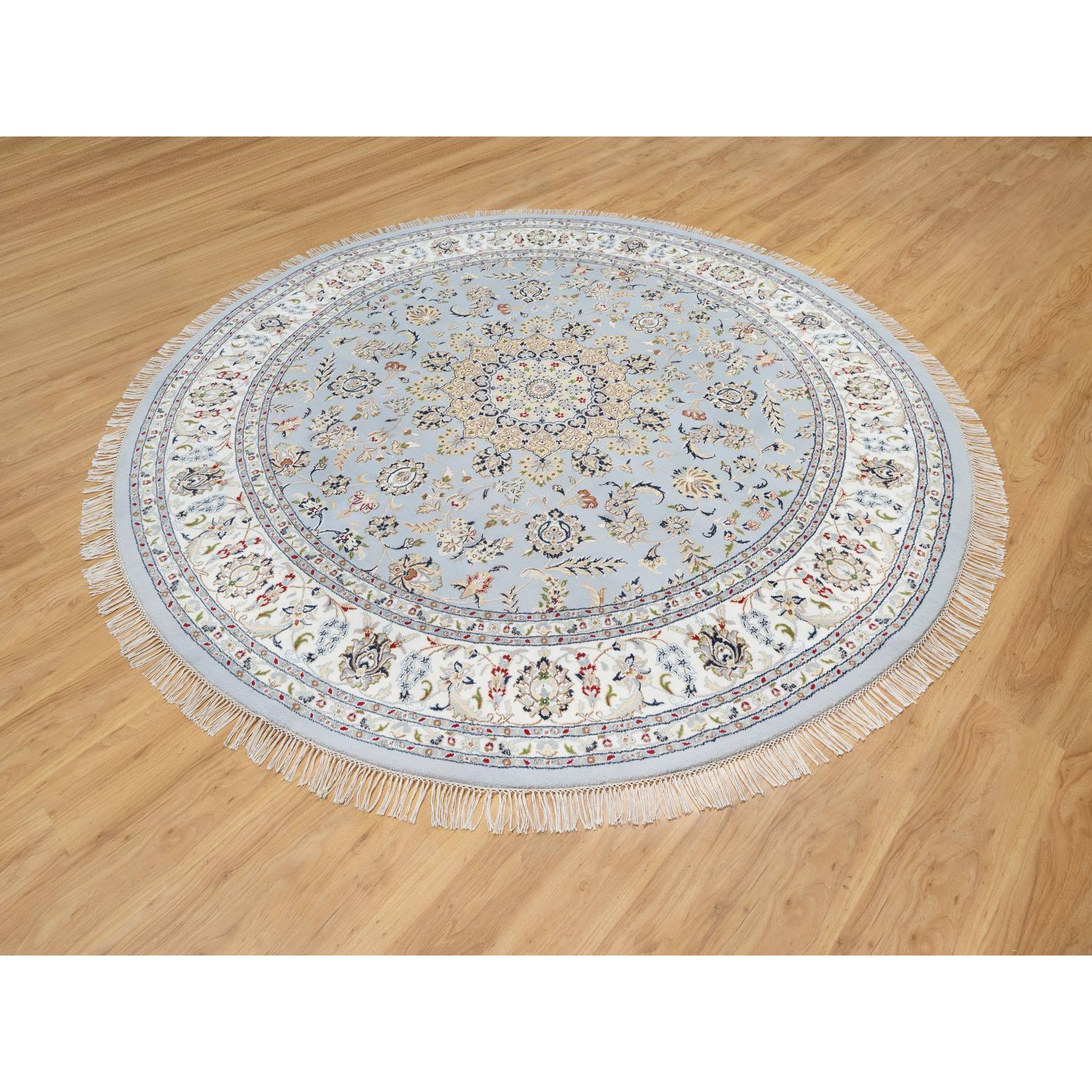 9'x9' Beau Blue, Hand Knotted, Nain with Large Center Medallion, 250 KPSI, Wool and Silk, Round, Oriental Rug Sh90867