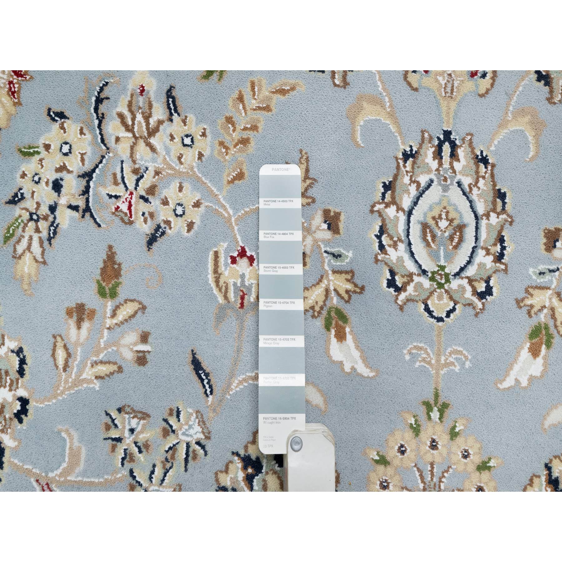 9'x9' Beau Blue, Hand Knotted, Nain with Large Center Medallion, 250 KPSI, Wool and Silk, Round, Oriental Rug Sh90867