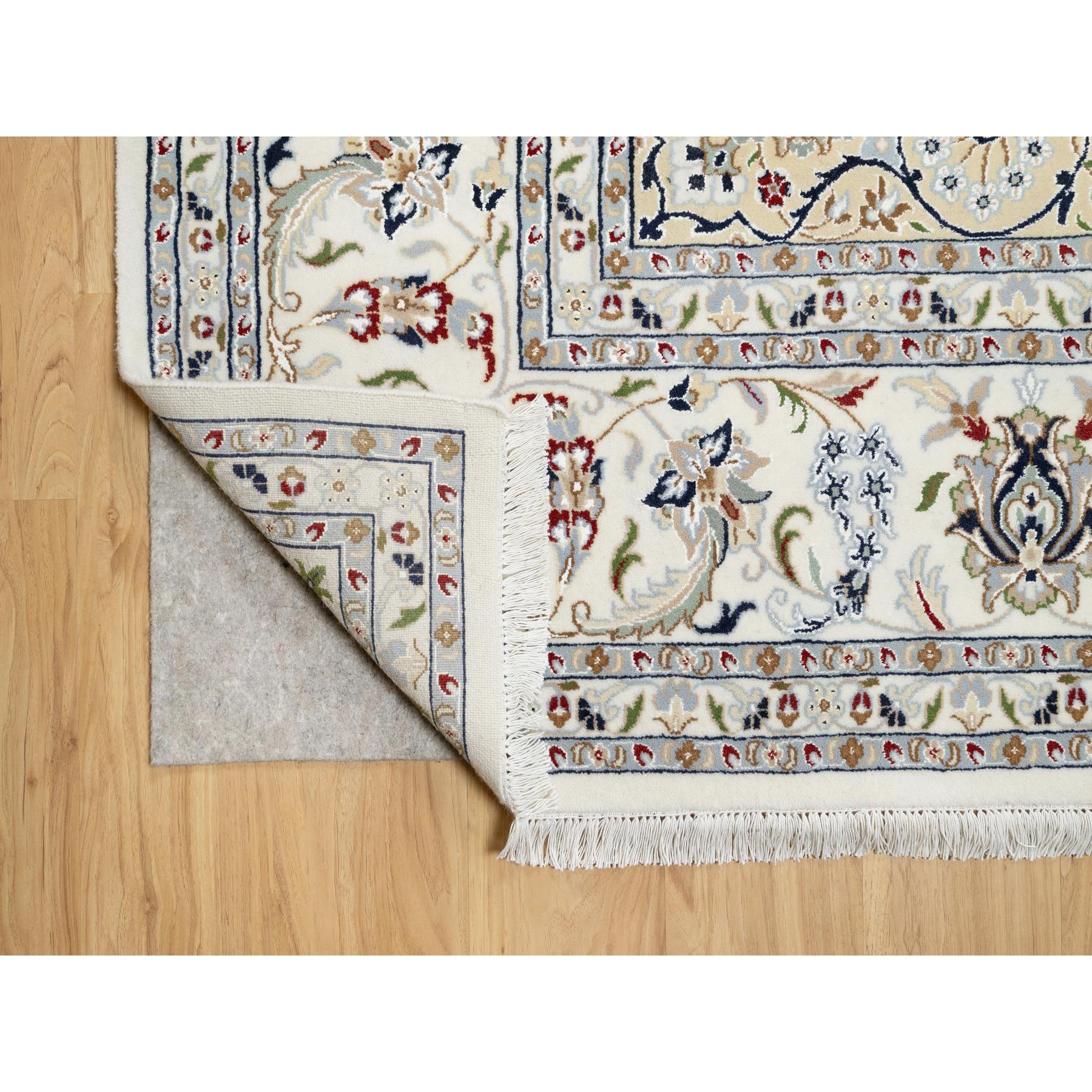9'9"x13'9" Spring White, 250 KPSI, Nain with Center Motif Flower Design, Wool and Silk, Hand Knotted, Oriental Rug Sh90871
