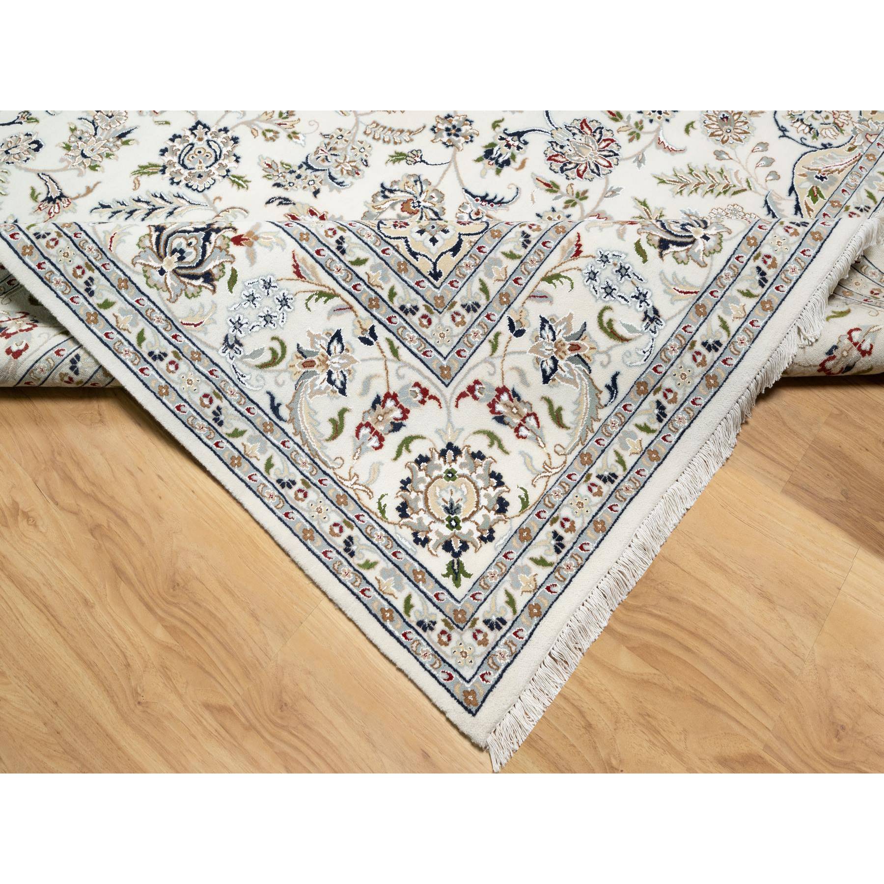 9'9"x13'9" Spring White, 250 KPSI, Nain with Center Motif Flower Design, Wool and Silk, Hand Knotted, Oriental Rug Sh90871