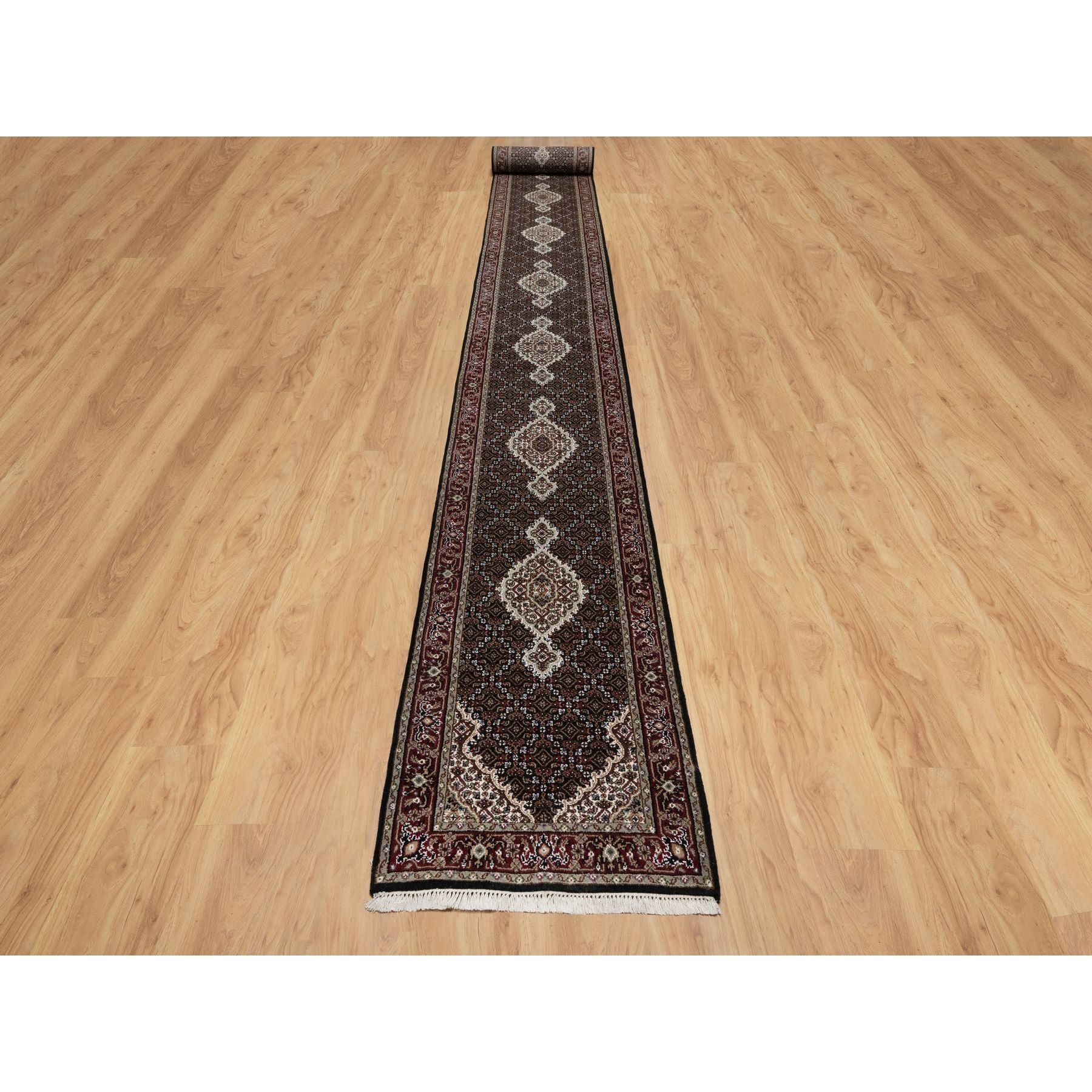 2'7"x24'1" Pitch Black, Tabriz Mahi with Fish Medallion Design, 175 KPSI, Hand Knotted, 100% Wool, XL Runner, Oriental Rug Sh90981