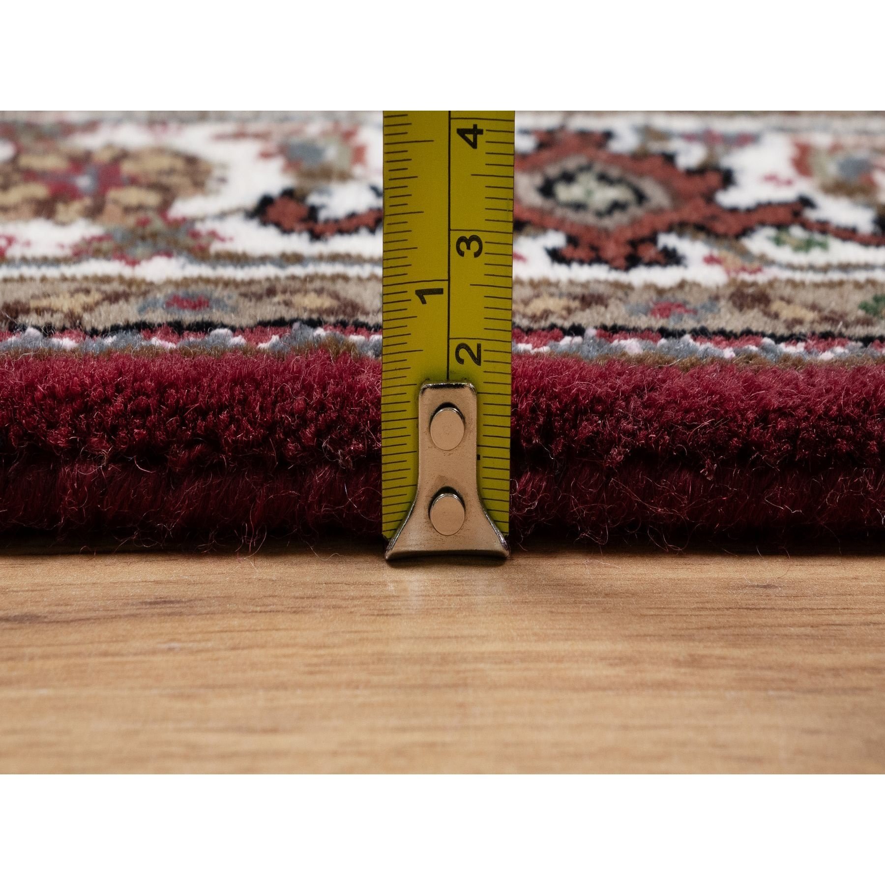 2'10"x5'2" Scarlet Red, Tabriz Mahi with Fish Medallion Design, Organic Wool, Hand Knotted, Densely Woven, Oriental Rug Sh90990