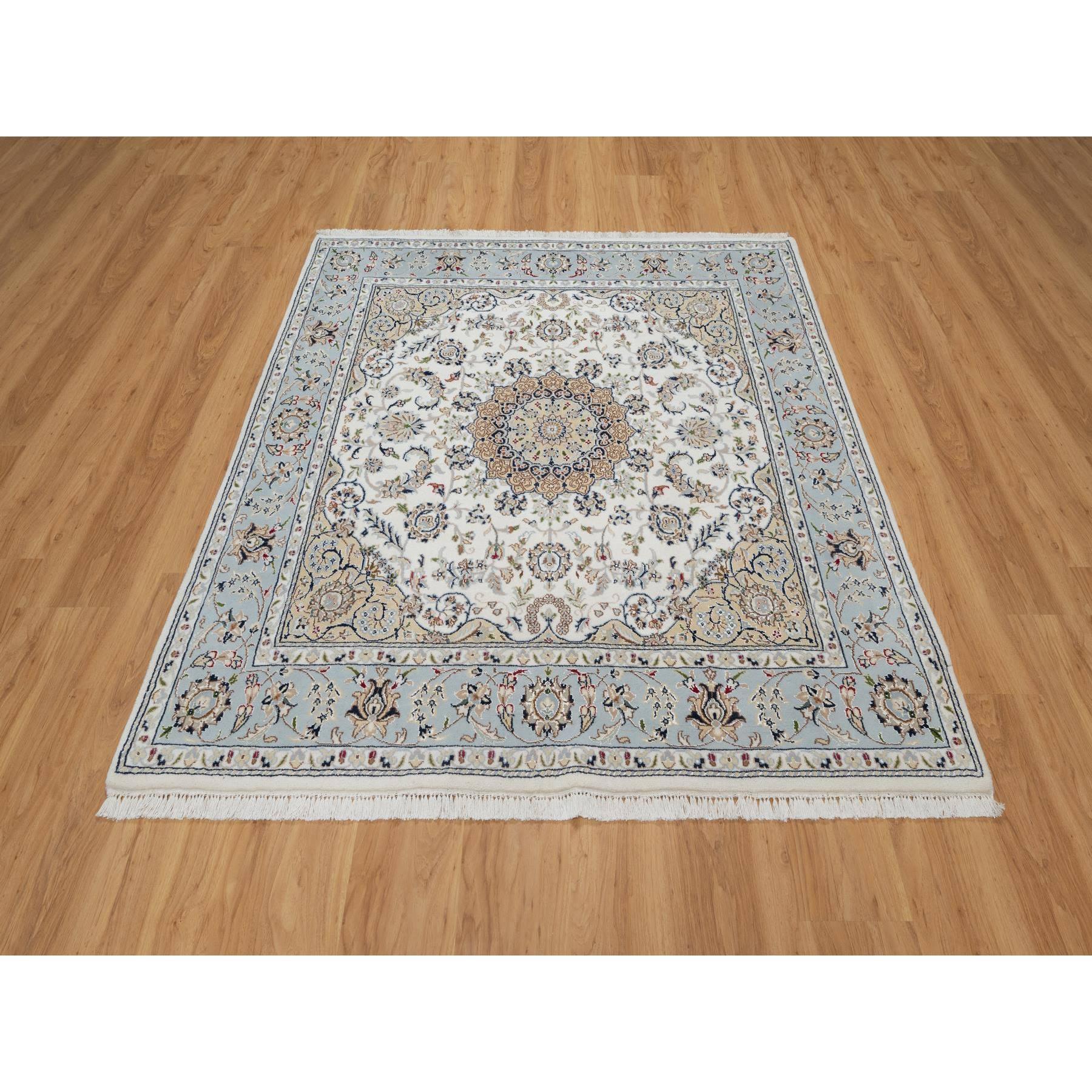5'9"x5'9" Alabaster White, 250 KPSI, Nain with Flower Medallion Design, Soft Pile, Hand Knotted, Wool and Silk, Square, Oriental Rug Sh91021