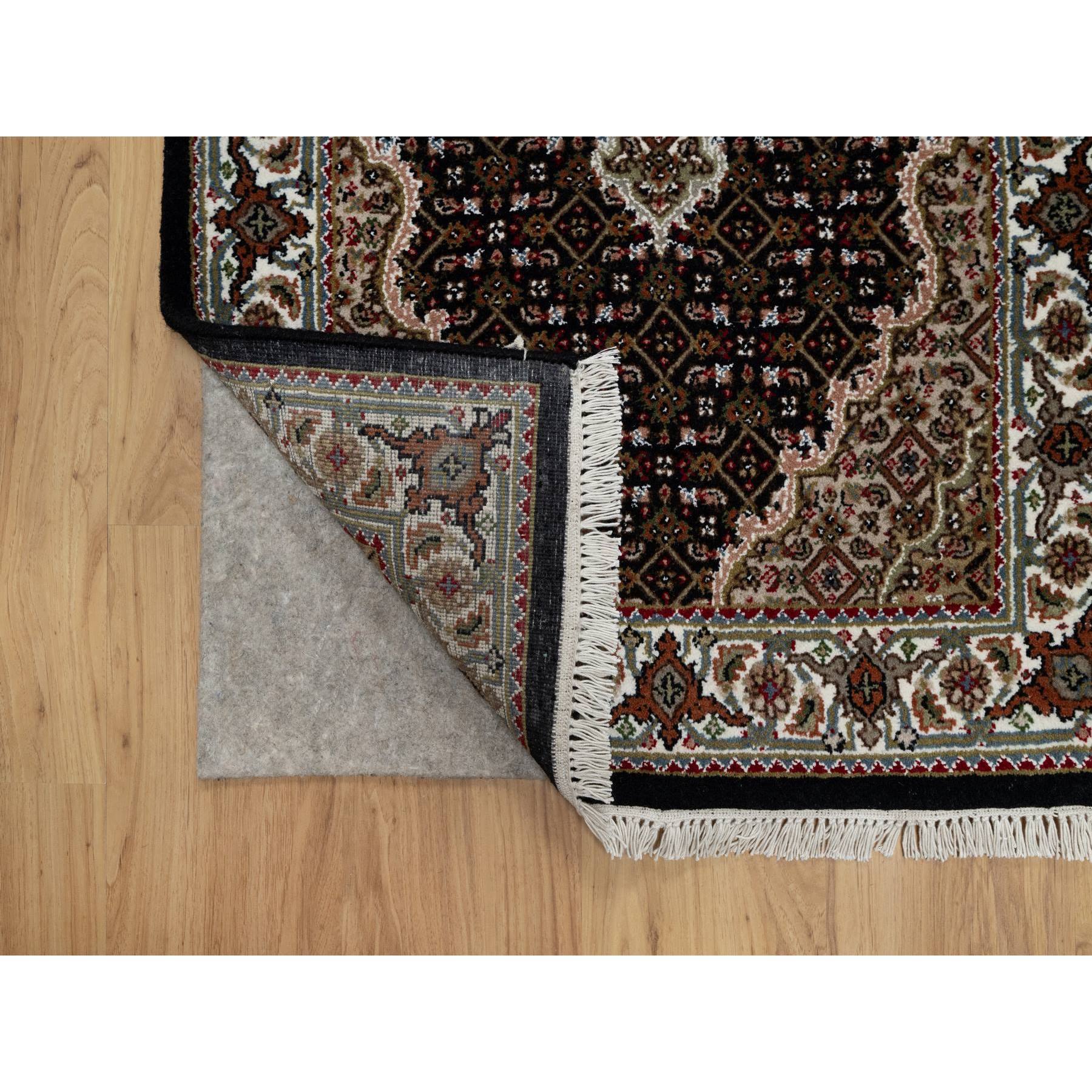2'8"x20'1" Rich Black, Tabriz Mahi with Fish Medallion Design, 175 KPSI, Pure Wool, Hand Knotted, XL Runner, Oriental Rug Sh91027