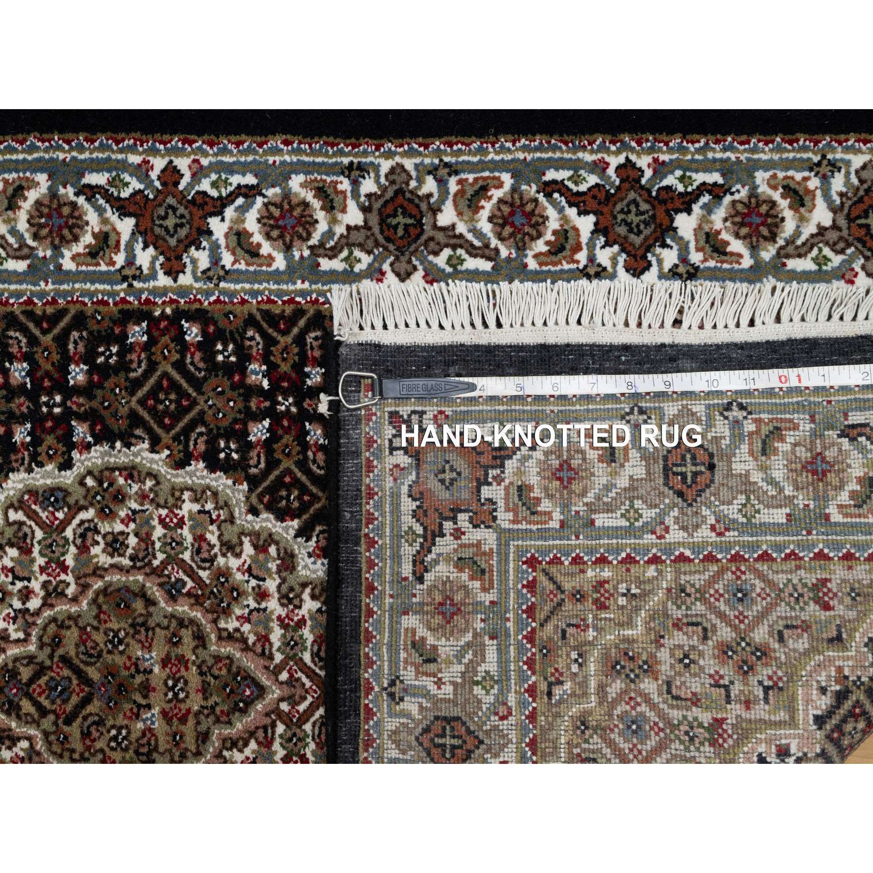 2'8"x20'1" Rich Black, Tabriz Mahi with Fish Medallion Design, 175 KPSI, Pure Wool, Hand Knotted, XL Runner, Oriental Rug Sh91027
