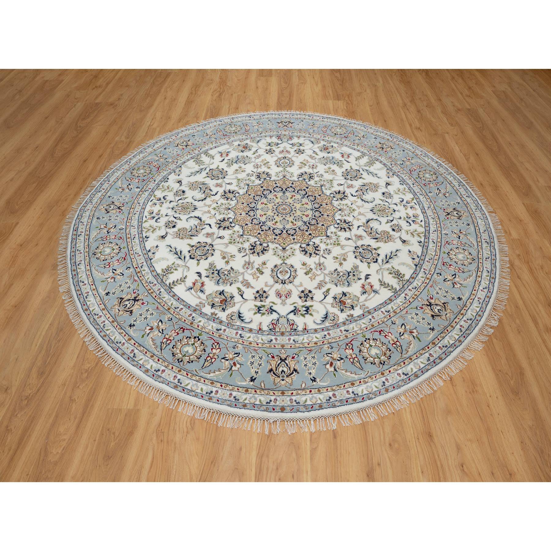 8'1"x8'1" Daisy White, Nain with Floral Medallion Design, Hand Knotted, 250 KPSI, Wool and Silk, Round, Oriental Rug Sh91036