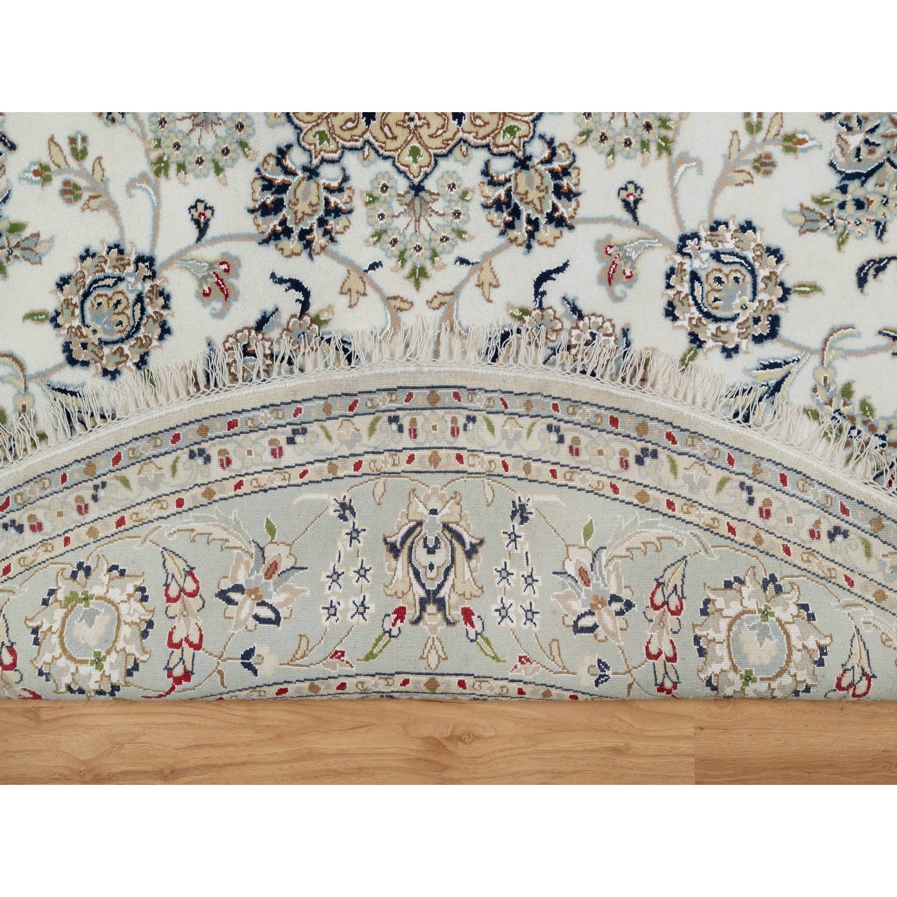 8'1"x8'1" Daisy White, Nain with Floral Medallion Design, Hand Knotted, 250 KPSI, Wool and Silk, Round, Oriental Rug Sh91036
