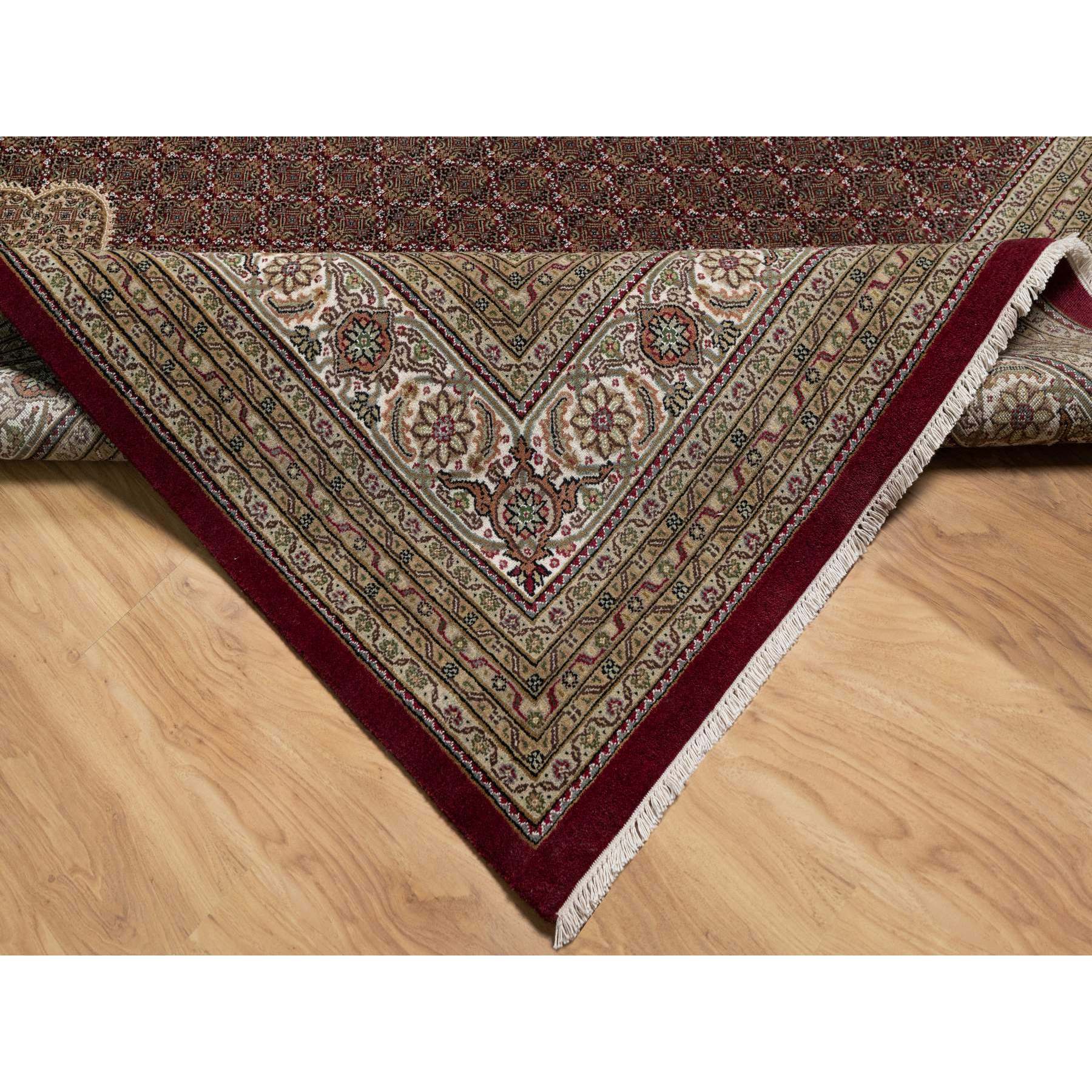11'9"x15'1" Carmine Red, Tabriz Mahi with Fish Medallion Design, Soft Wool, Hand Knotted, Densely Woven, Oversized, Oriental Rug Sh91060