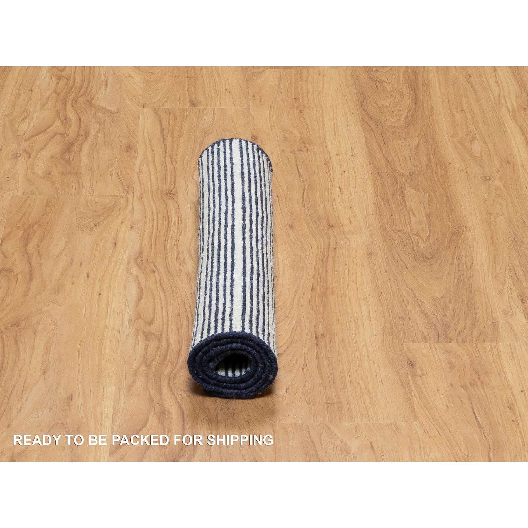 2'2"x3'1" Space Cadet Blue, Modern Plain Decor Box Design, Luxurious Wool, Soft to the Touch, Loomed Knotted, Mat, Oriental Rug Sh91063