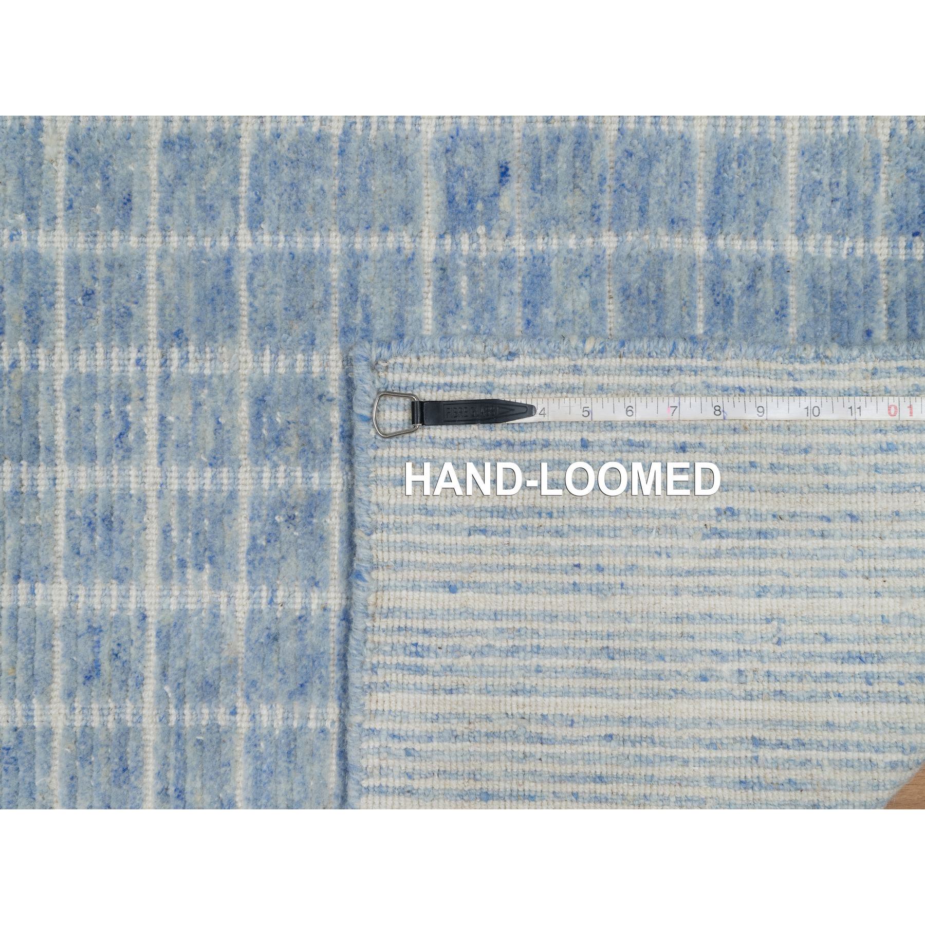 2'4"x3' Imperial Blue, Modern Plain Decor Box Design, Pure Wool, Soft to the Touch, Loomed Knotted, Mat, Oriental Rug Sh91072