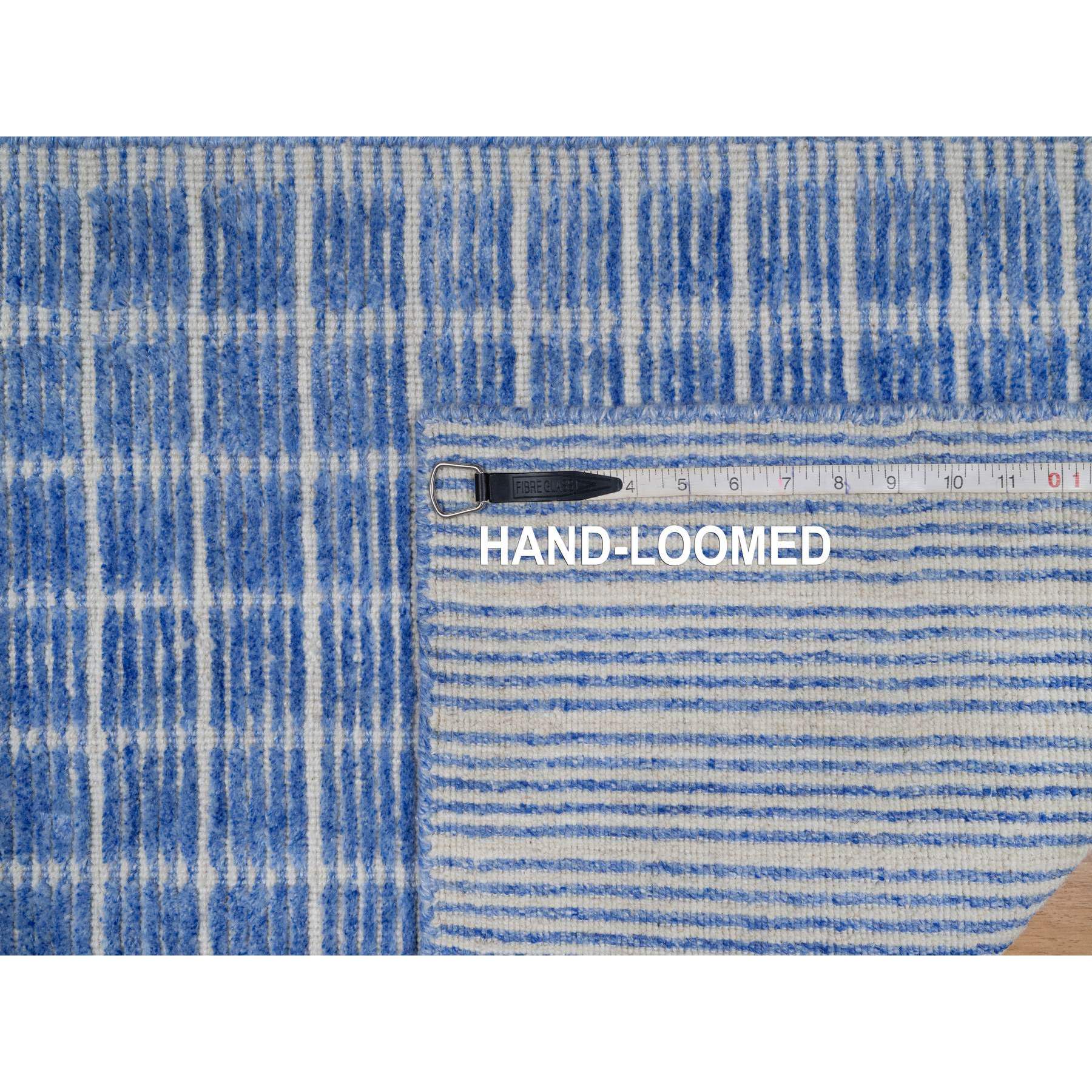 2'1"x3'1" Imperial Blue, Soft to the Touch, Modern Plain Decor Box Design, Pure Wool, Loomed Knotted, Mat, Oriental Rug Sh91073