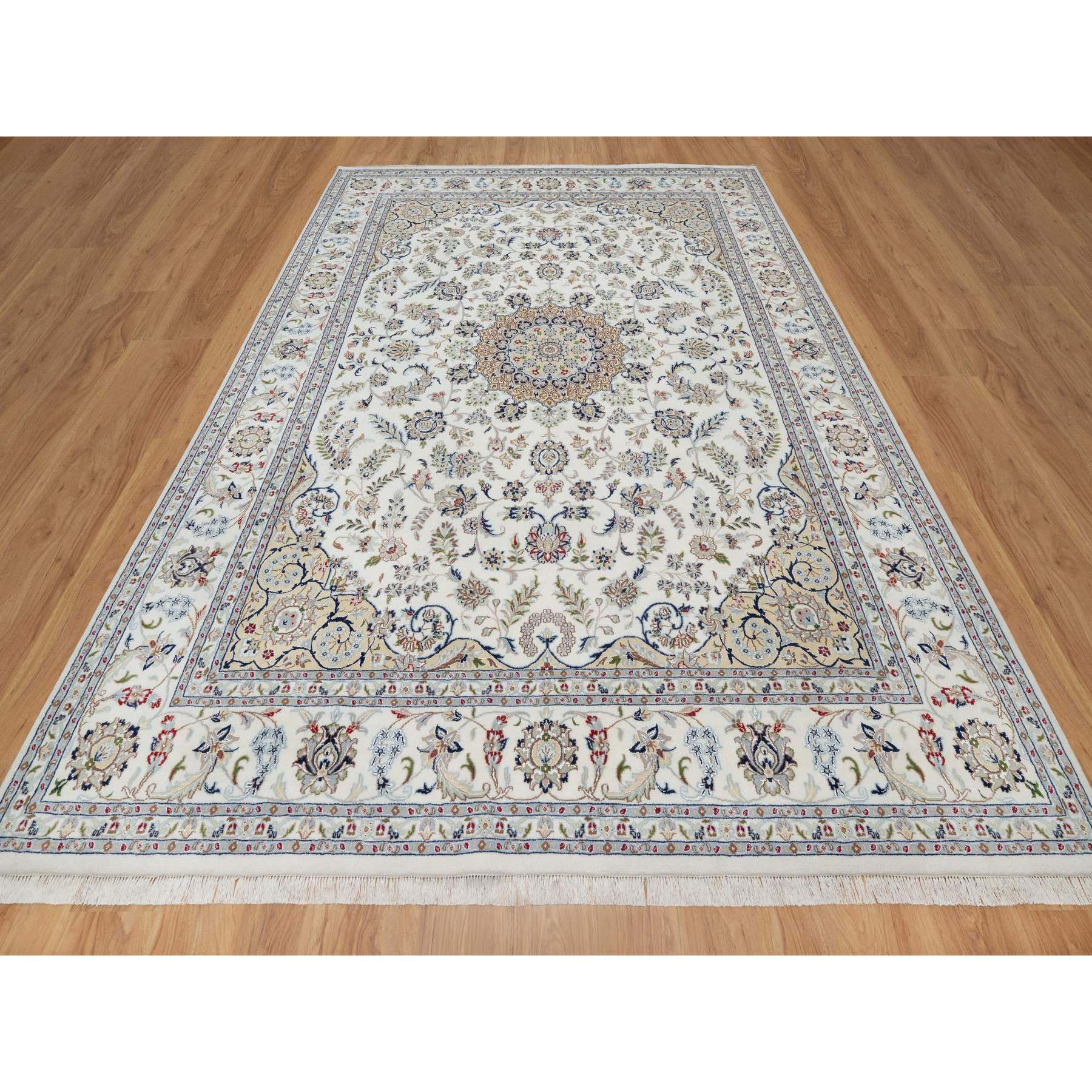 9'x12'1" Daisy White, Nain with Center Flower Design, 250 KPSI, Hand Knotted, Wool and Silk, Oriental Rug Sh91122