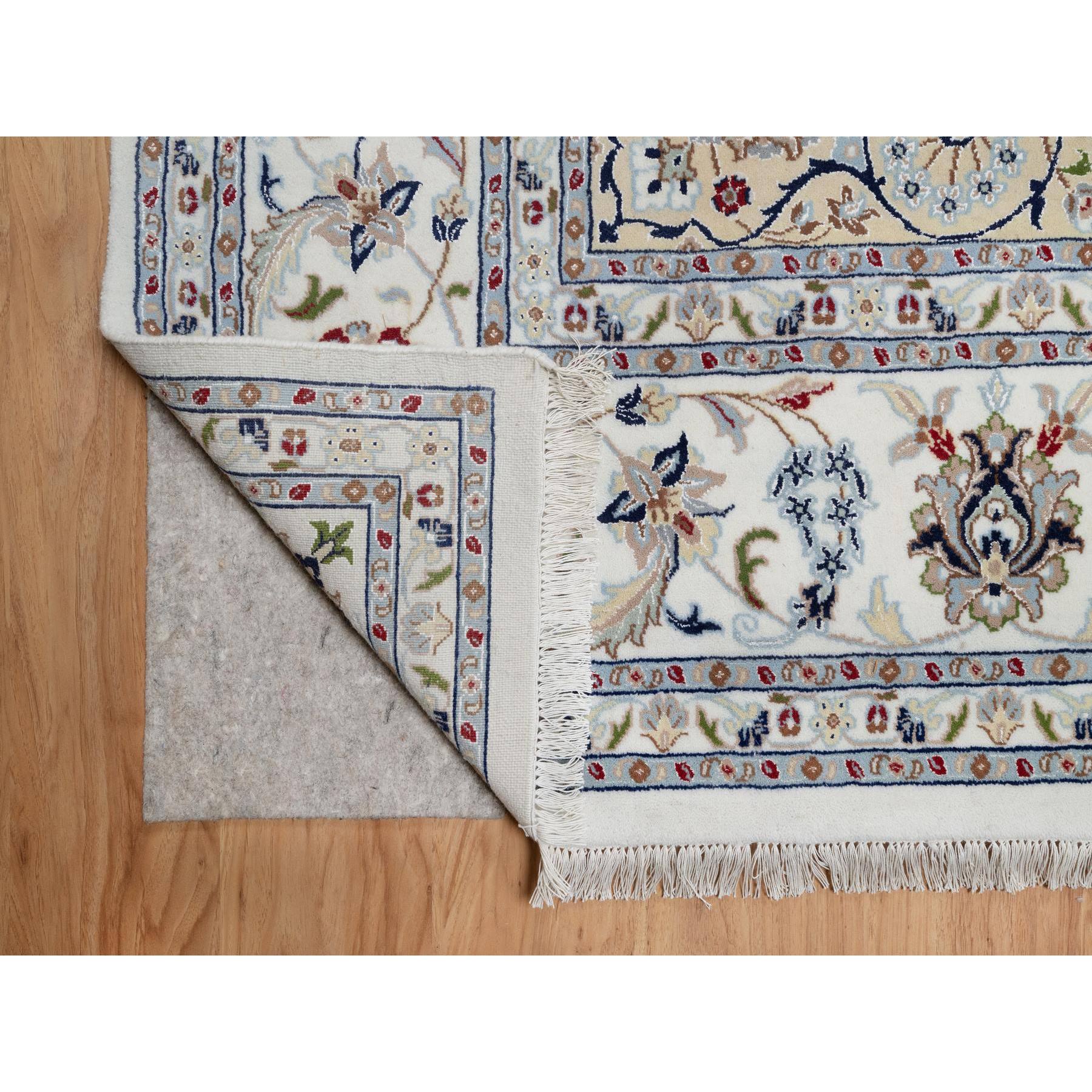 9'x12'1" Daisy White, Nain with Center Flower Design, 250 KPSI, Hand Knotted, Wool and Silk, Oriental Rug Sh91122