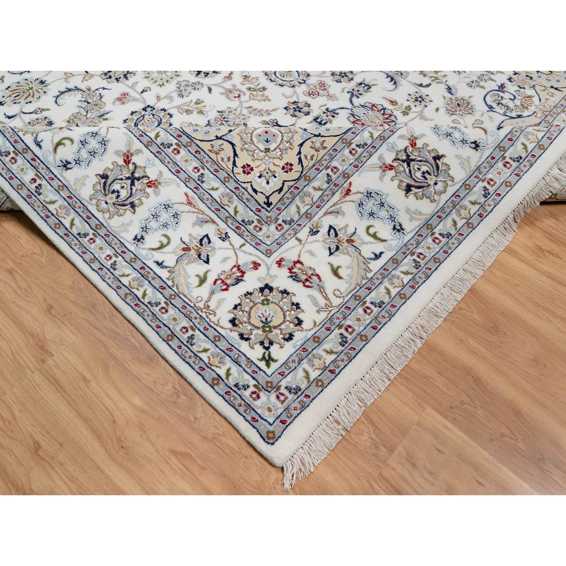 9'x12'1" Daisy White, Nain with Center Flower Design, 250 KPSI, Hand Knotted, Wool and Silk, Oriental Rug Sh91122