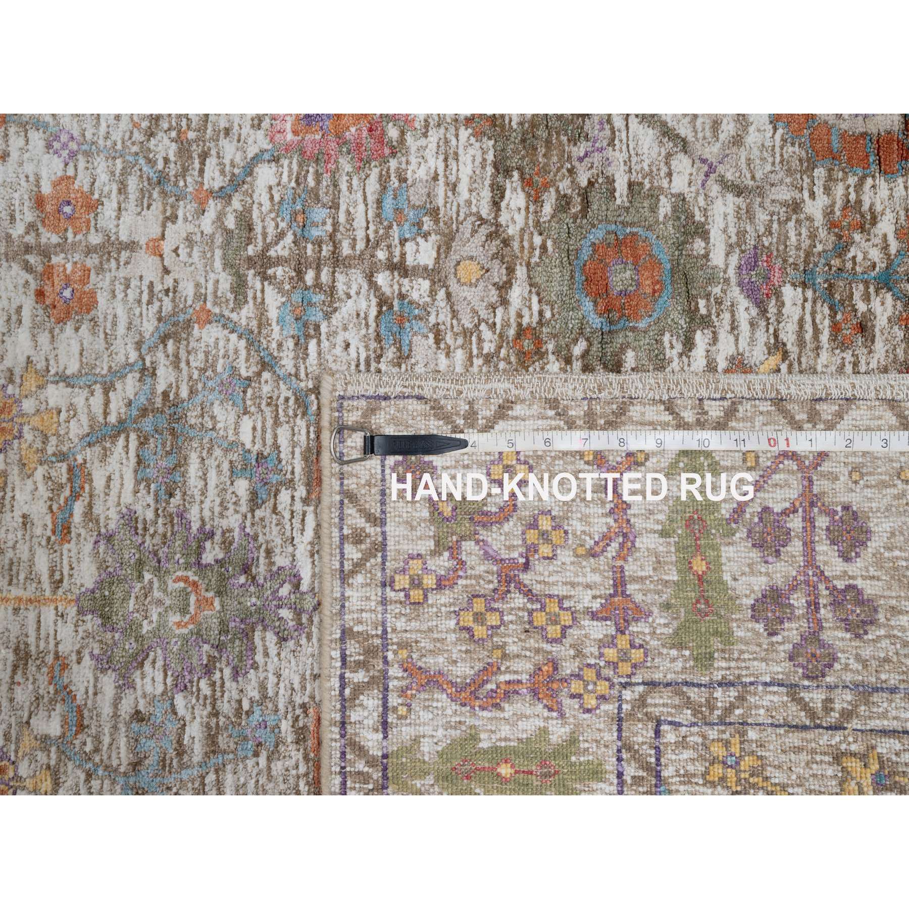 4'3"x6'2" Snow White with Brown, Directional Vase Design, Silk with Textured Wool, Hand Knotted, Oriental Rug Sh91134
