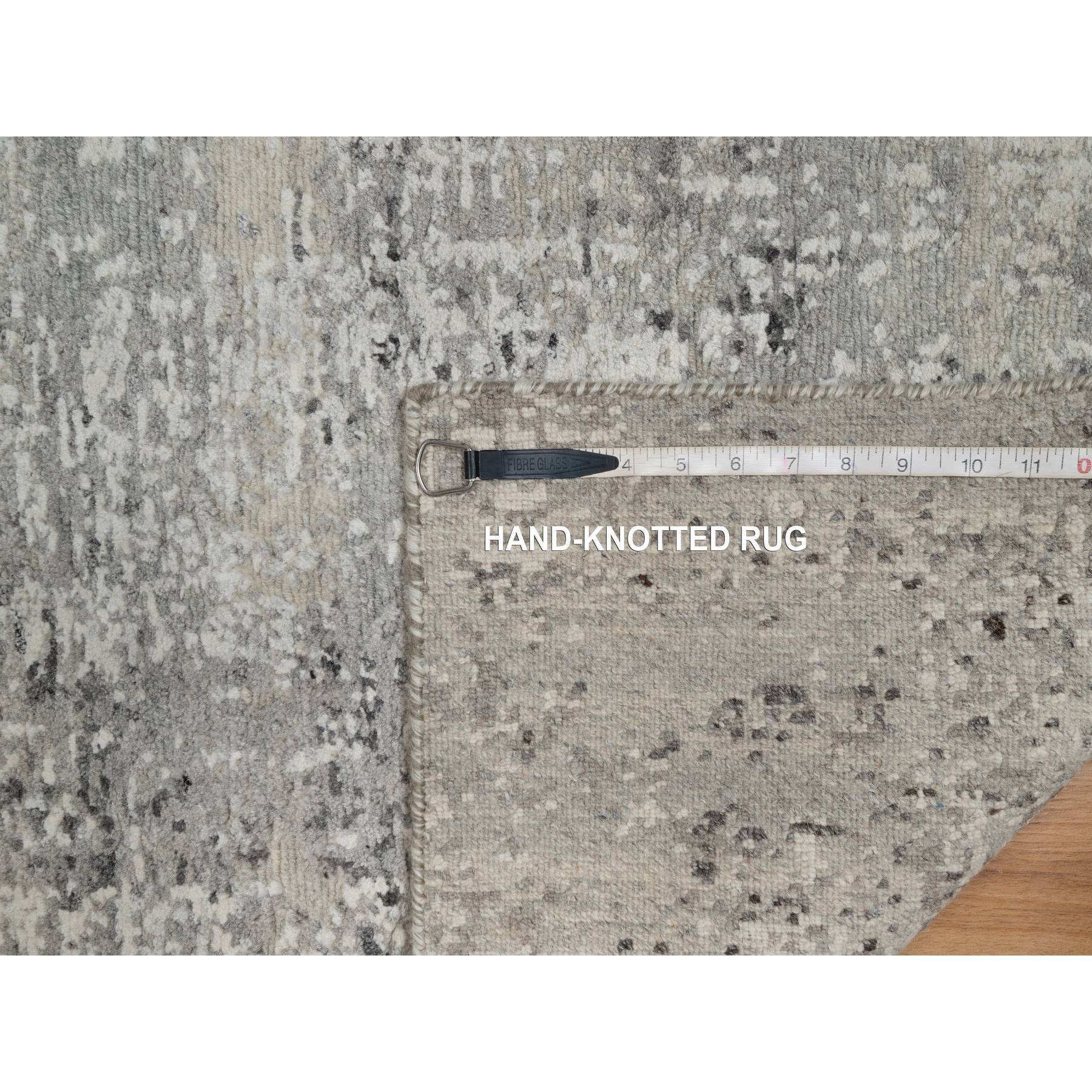 2'x3' Fossil Gray, Hand Spun Undyed Natural Wool, Hand Knotted, Modern Design, Tone on Tone, Mat, Oriental Rug Sh91276