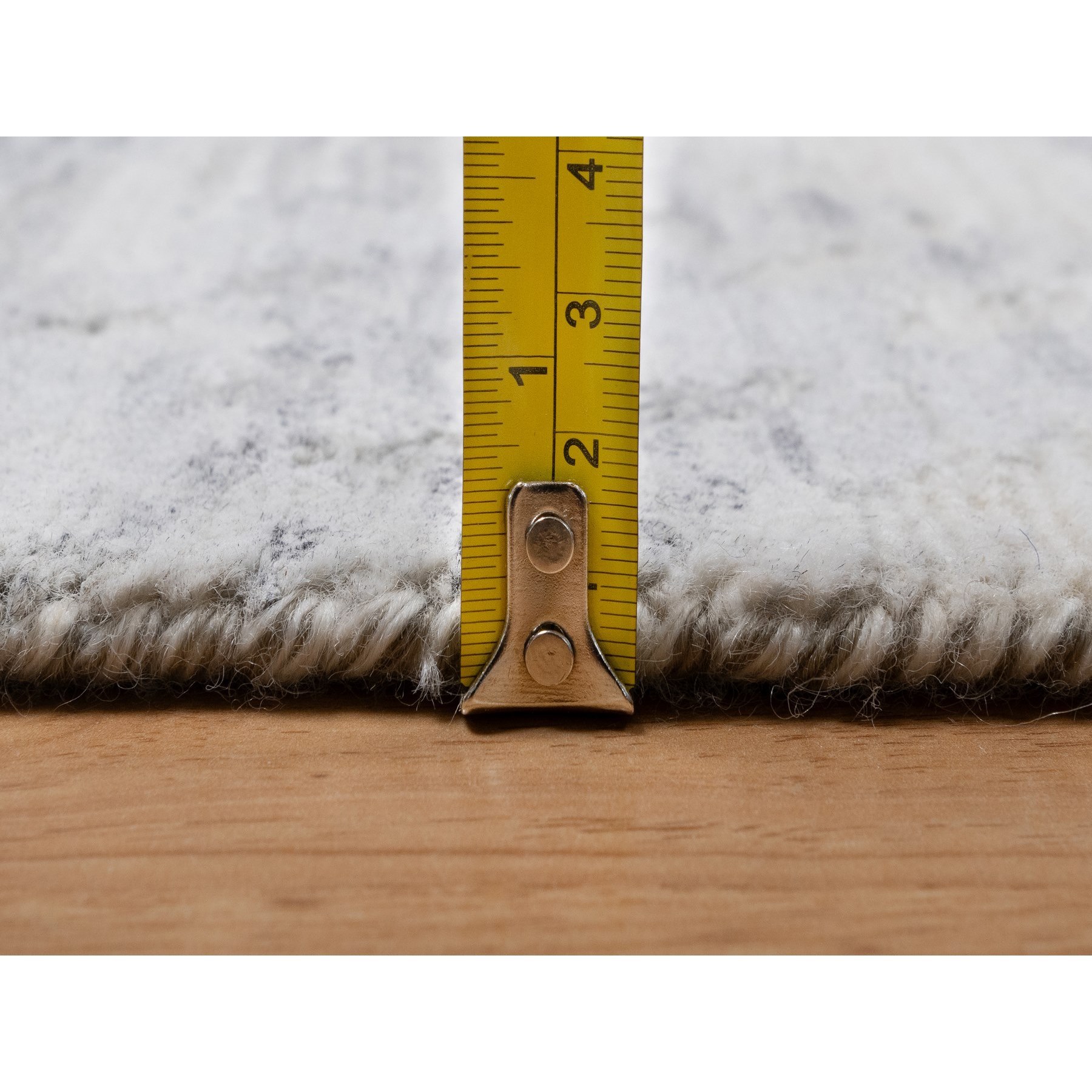 4'1"x6' Medium Gray, Hand Knotted, Modern Design, Hand Spun Undyed Natural Wool, Oriental Rug Sh91281