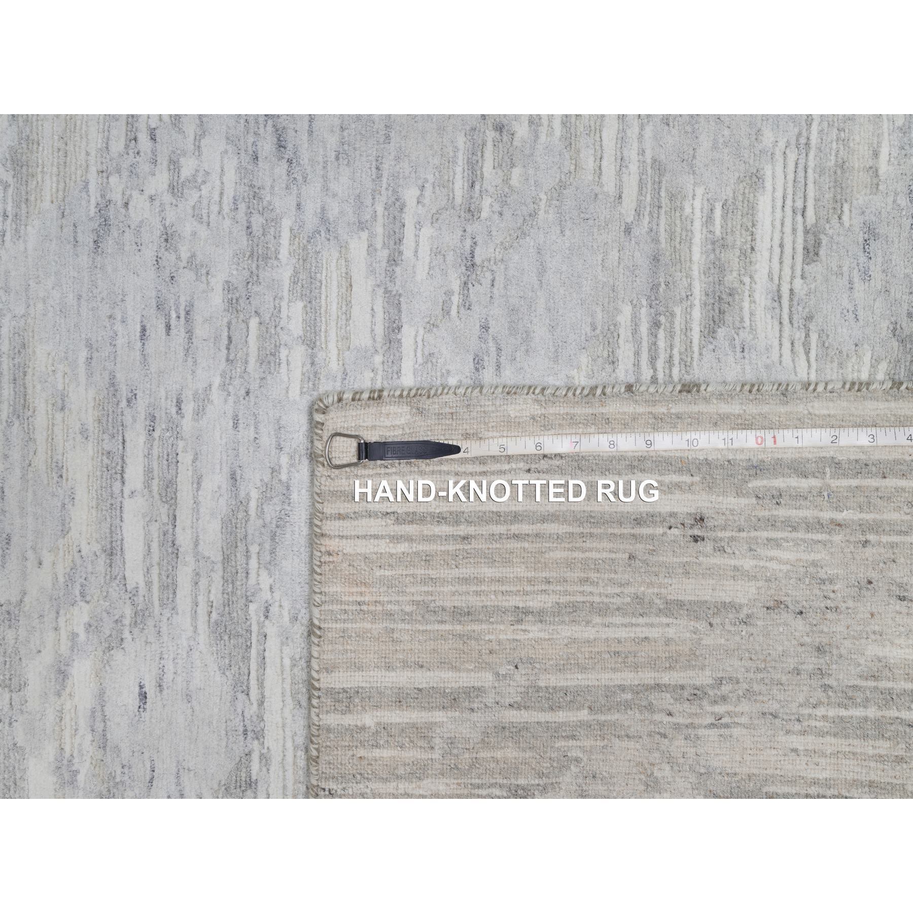 4'1"x6' Medium Gray, Hand Knotted, Modern Design, Hand Spun Undyed Natural Wool, Oriental Rug Sh91281