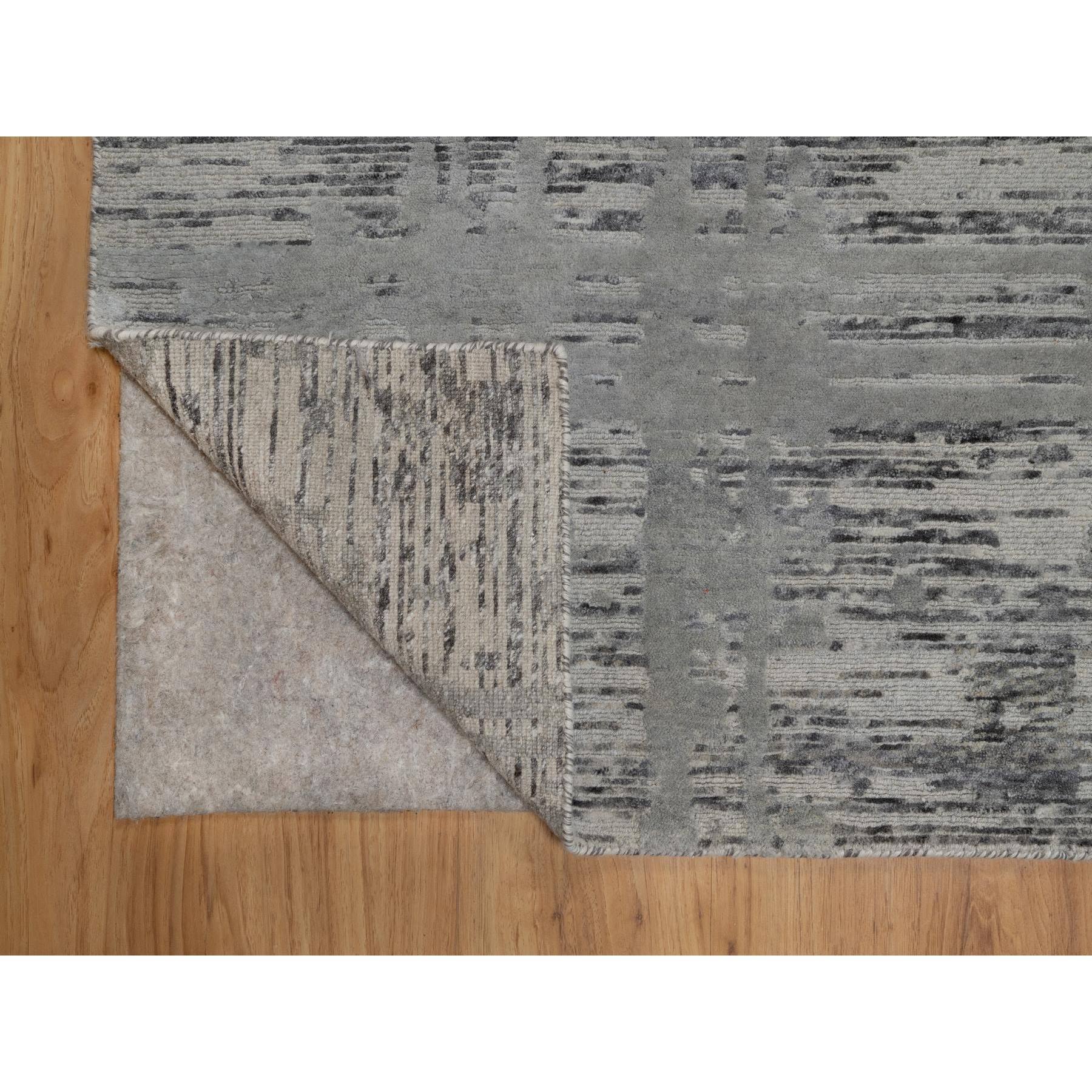 8'1"x10' Nevada Gray, Modern Criss Cross Erased Design, Hand Spun Undyed Natural Wool, Hand Knotted, Oriental Rug Sh91283