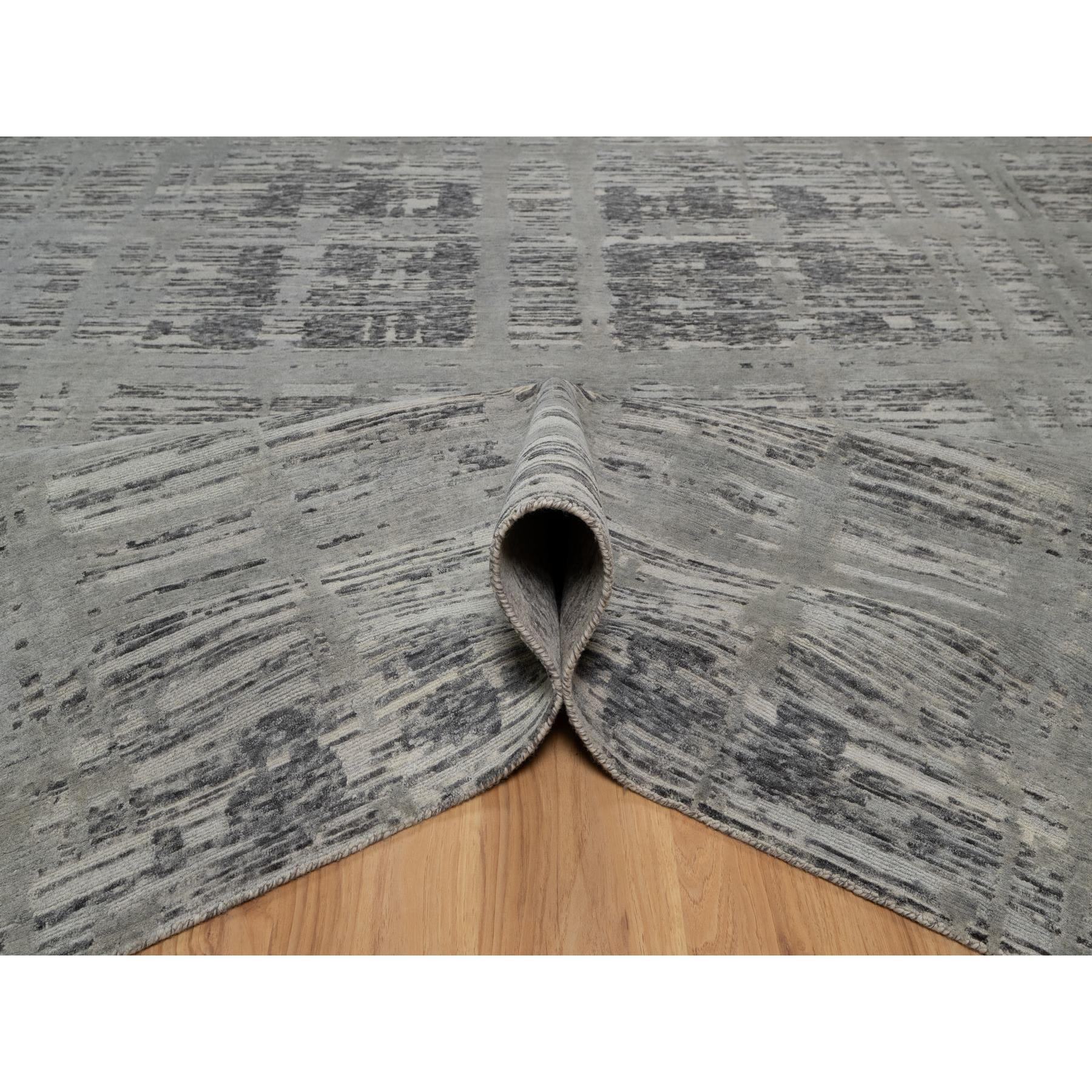8'1"x10' Nevada Gray, Modern Criss Cross Erased Design, Hand Spun Undyed Natural Wool, Hand Knotted, Oriental Rug Sh91283
