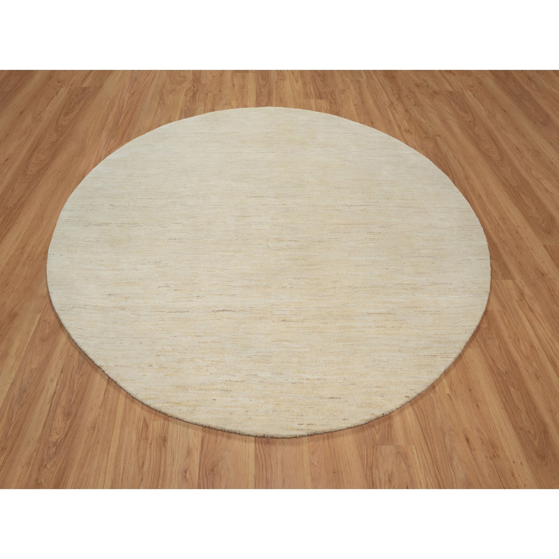 7'9"x7'9" Linen White, Pure Wool, Modern, Plain Design, Lori Buft Gabbeh, Thick and Plush, Hand Knotted, Round, Oriental Rug Sh91308