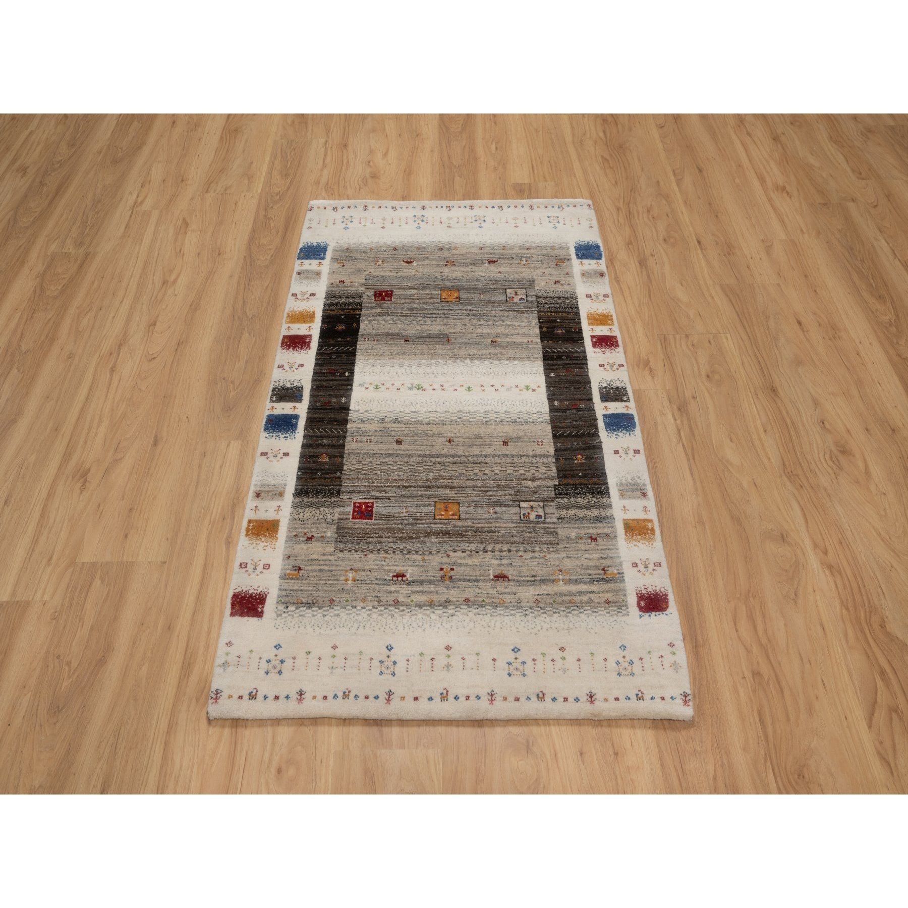 3'x5' Chiffon White, Modern, Lori Buft Gabbeh with Small Animal and Human Figurines, Thick and Plush, Pure Wool, Hand Knotted, Oriental Rug Sh91313