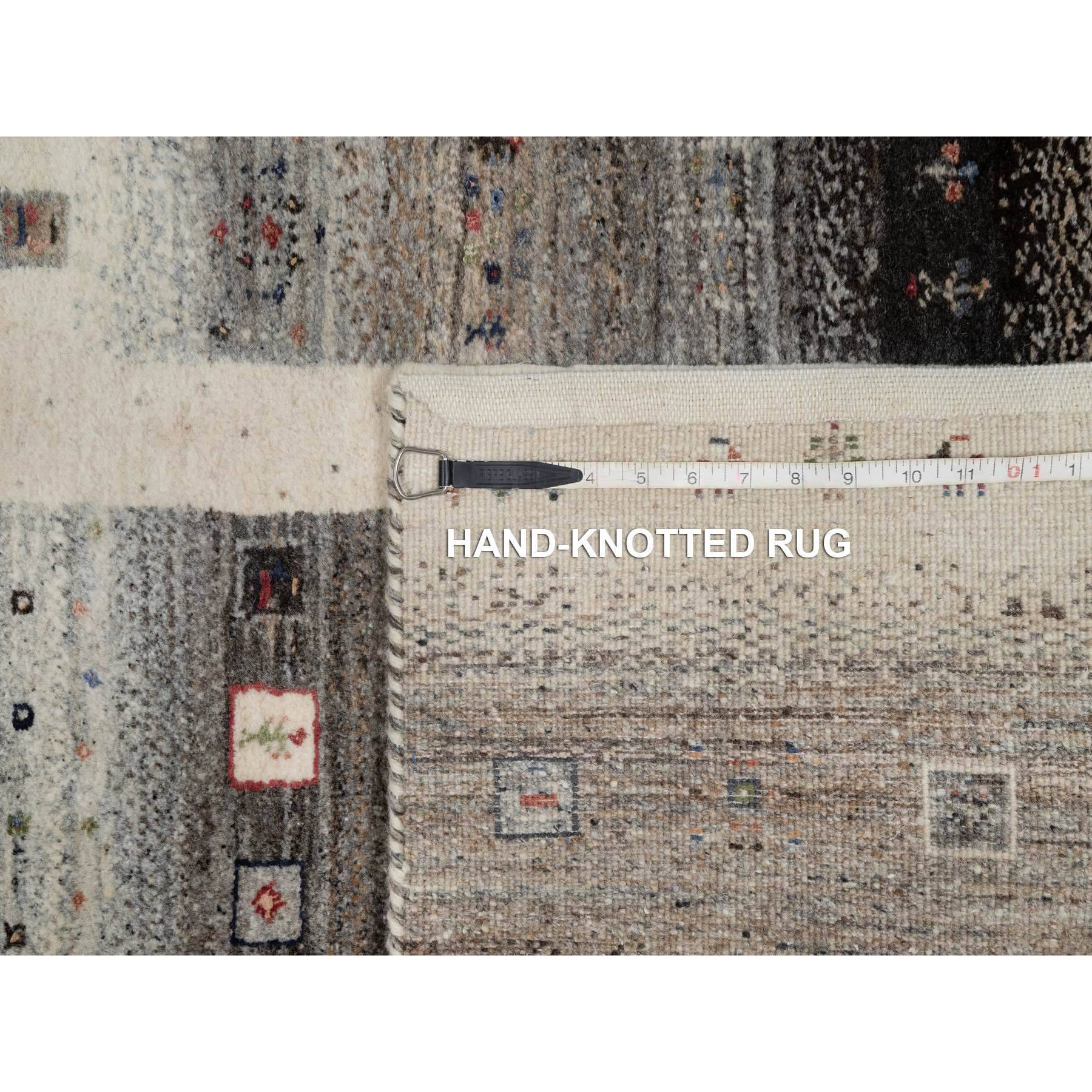 2'6"x9'10" Photon White, Hand Knotted, Thick and Plush, Modern, Lori Buft Gabbeh with Small Animal and Human Figurines, Pure Wool, Runner, Oriental Rug Sh91316