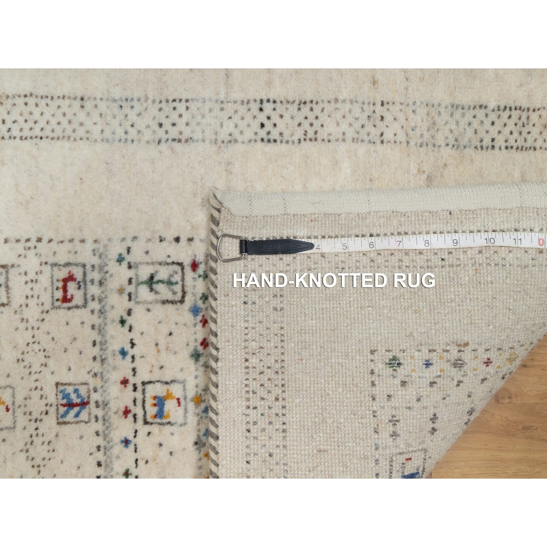 2'x3'1" Swan White, Thick and Plush, Modern, Lori Buft Gabbeh with Small Animal Figurines, 100% Wool, Hand Knotted, Mat, Oriental Rug Sh91322