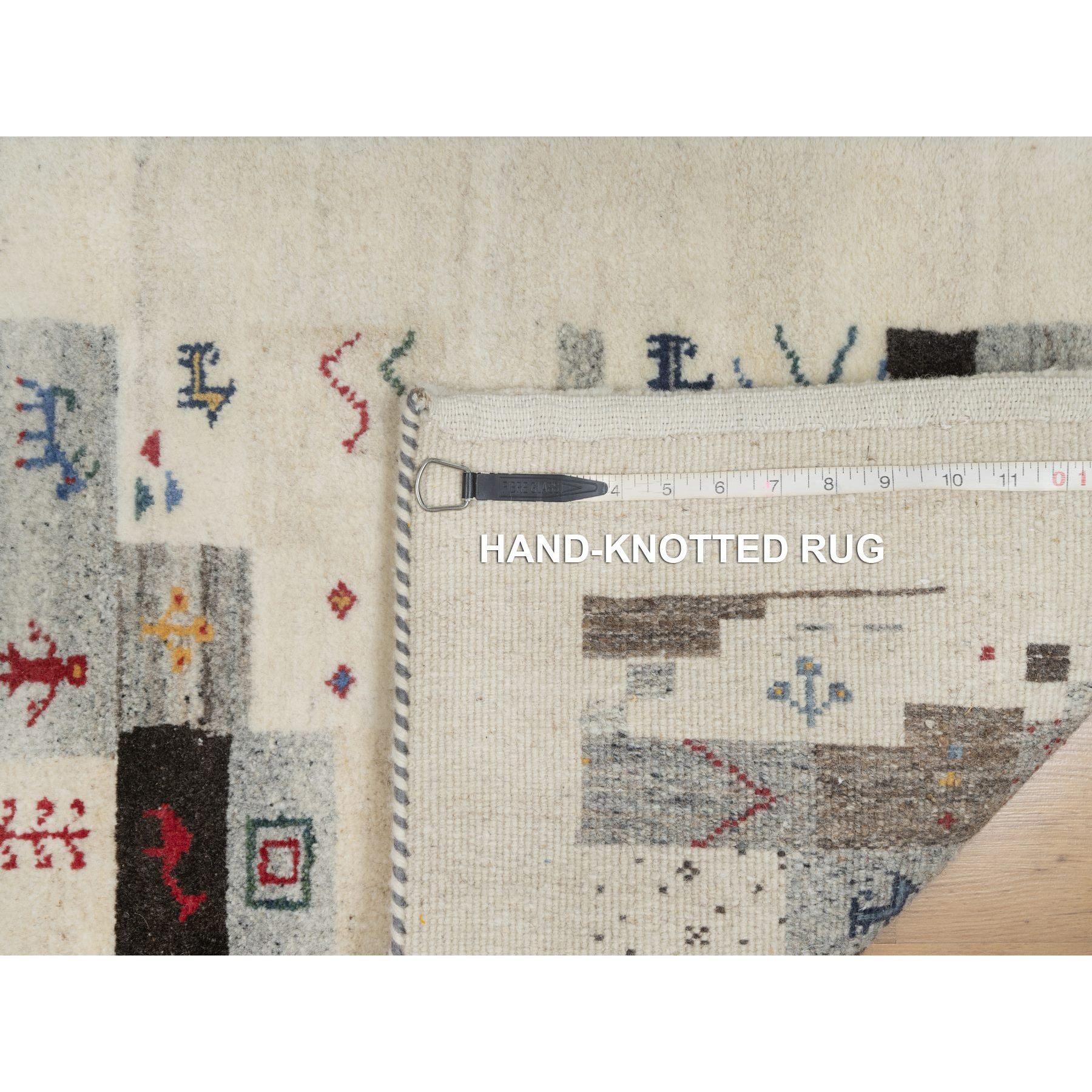 2'1"x3'1" Linen White, Modern, Lori Buft Gabbeh with Small Animal Figurines, Thick and Plush, Pure Wool, Hand Knotted, Mat, Oriental Rug Sh91323