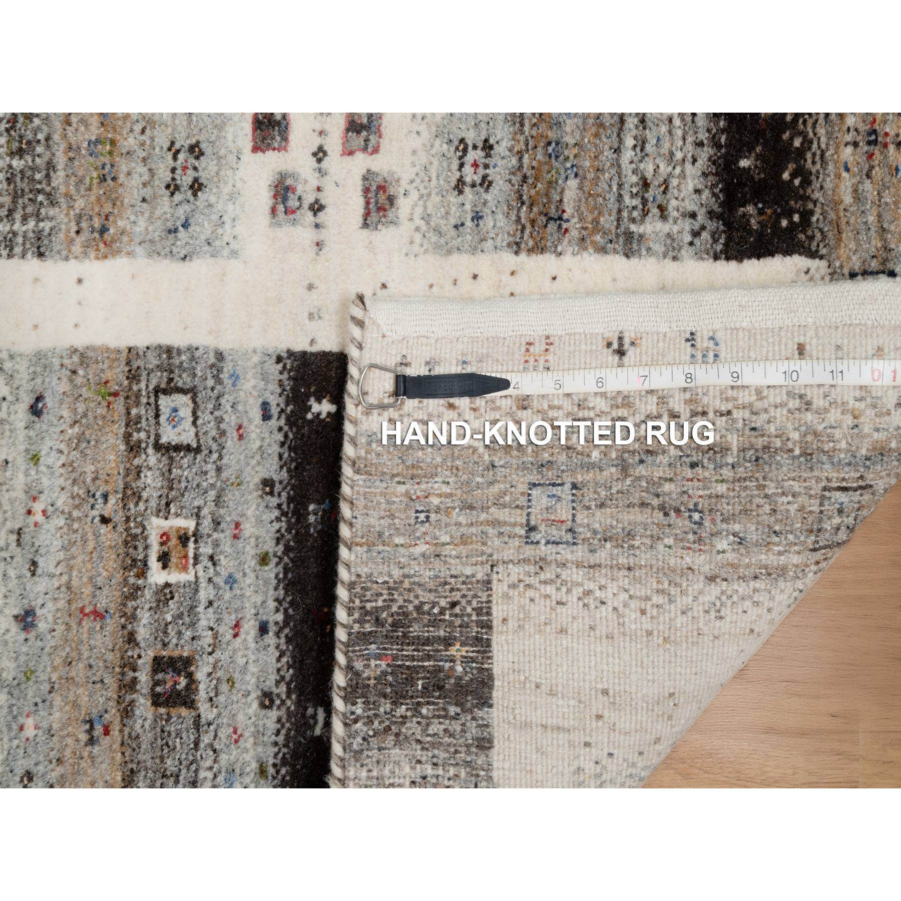 2'x3' Pearl White, Hand Knotted, Lori Buft Gabbeh with Small Animal and Human Figurines, Thick and Plush, Modern, Pure Wool, Mat, Oriental Rug Sh91326