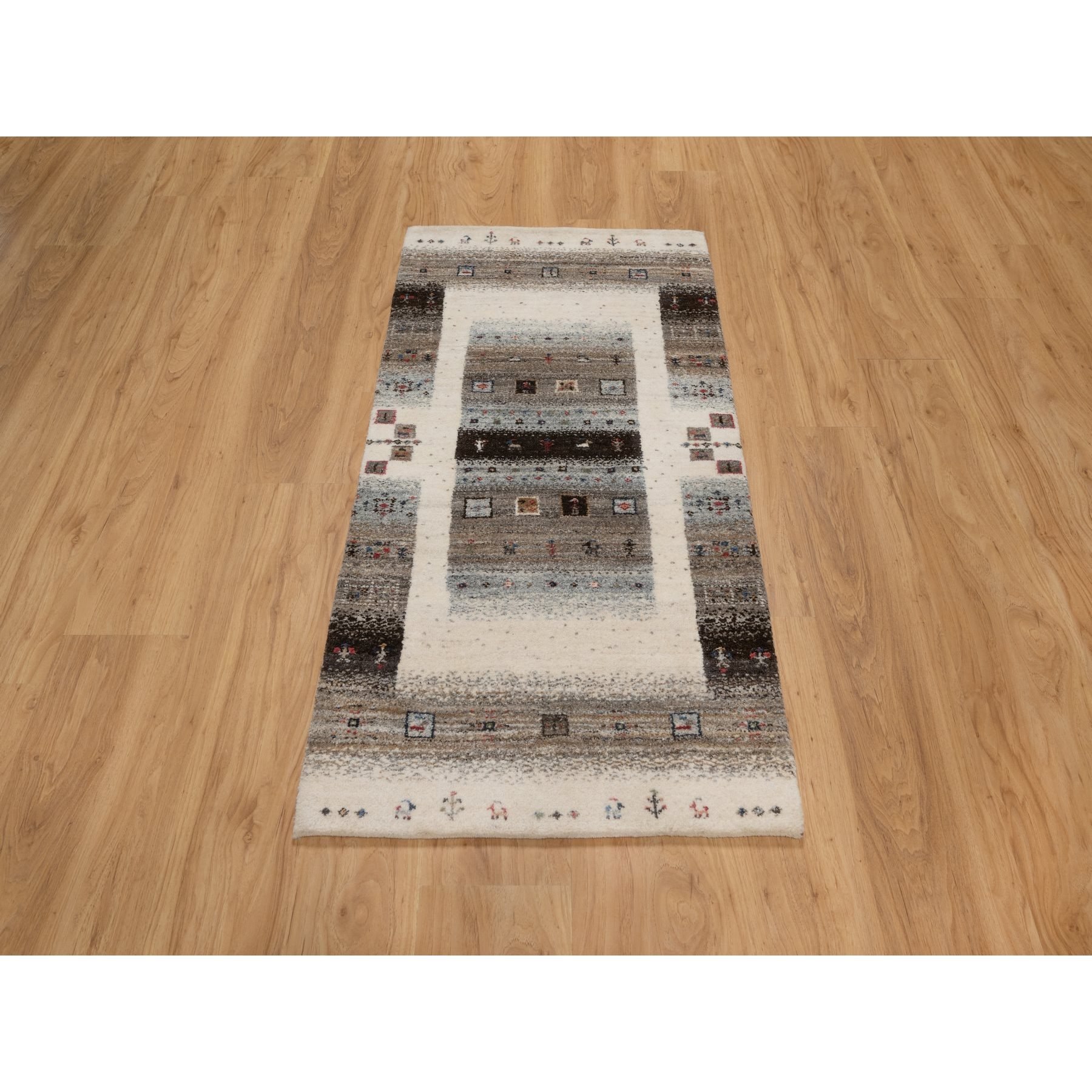 2'3"x4'6" Pristine White, Thick and Plush, Lori Buft Gabbeh with Small Animal and Human Figurines, Modern, Pure Wool, Hand Knotted, Oriental Rug Sh91330