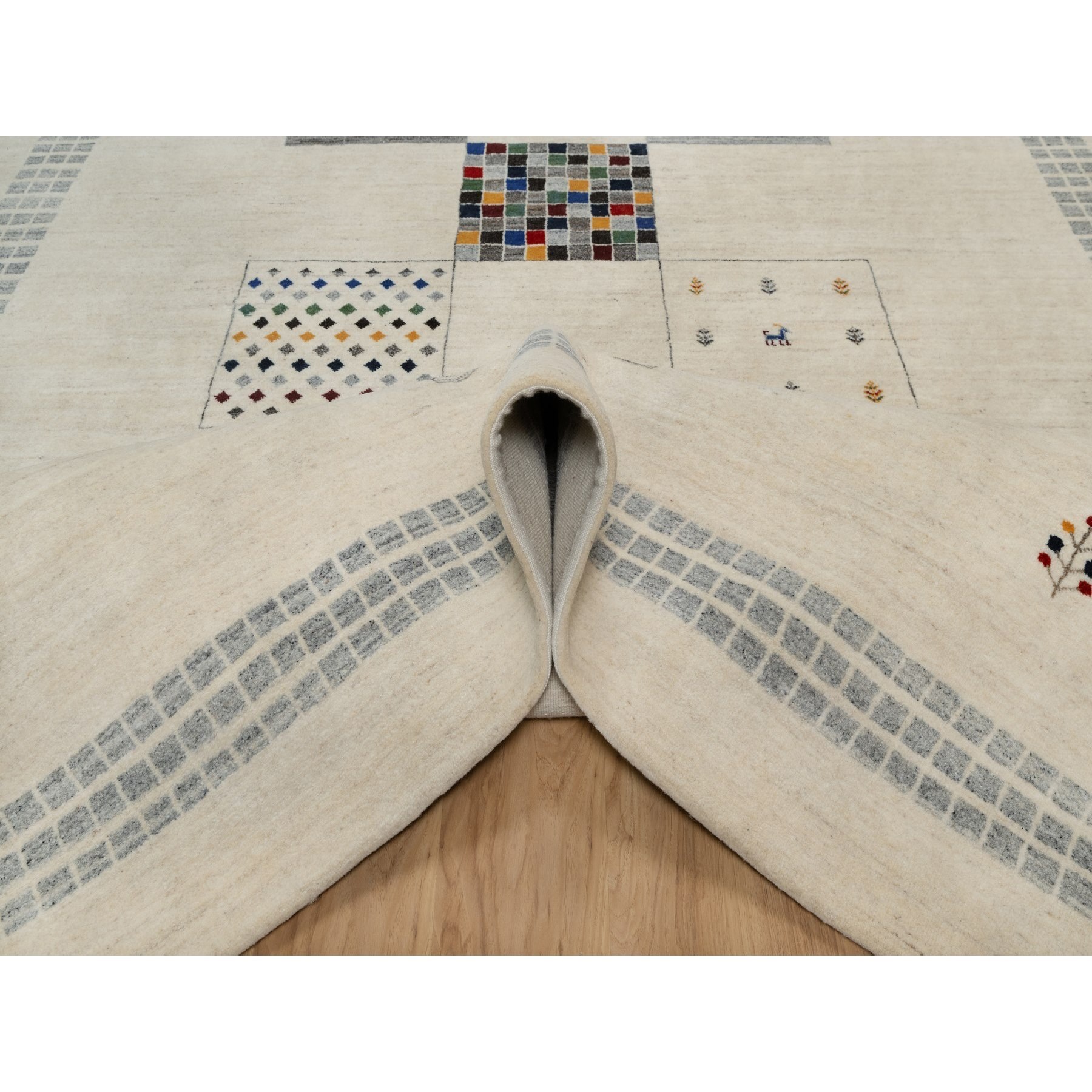 8'3"x10'2" Seedpearl White, Modern, Soft Wool, Hand Knotted, Small Animal Figurines, Lori Buft Gabbeh, Thick and Plush, Oriental Rug Sh91338