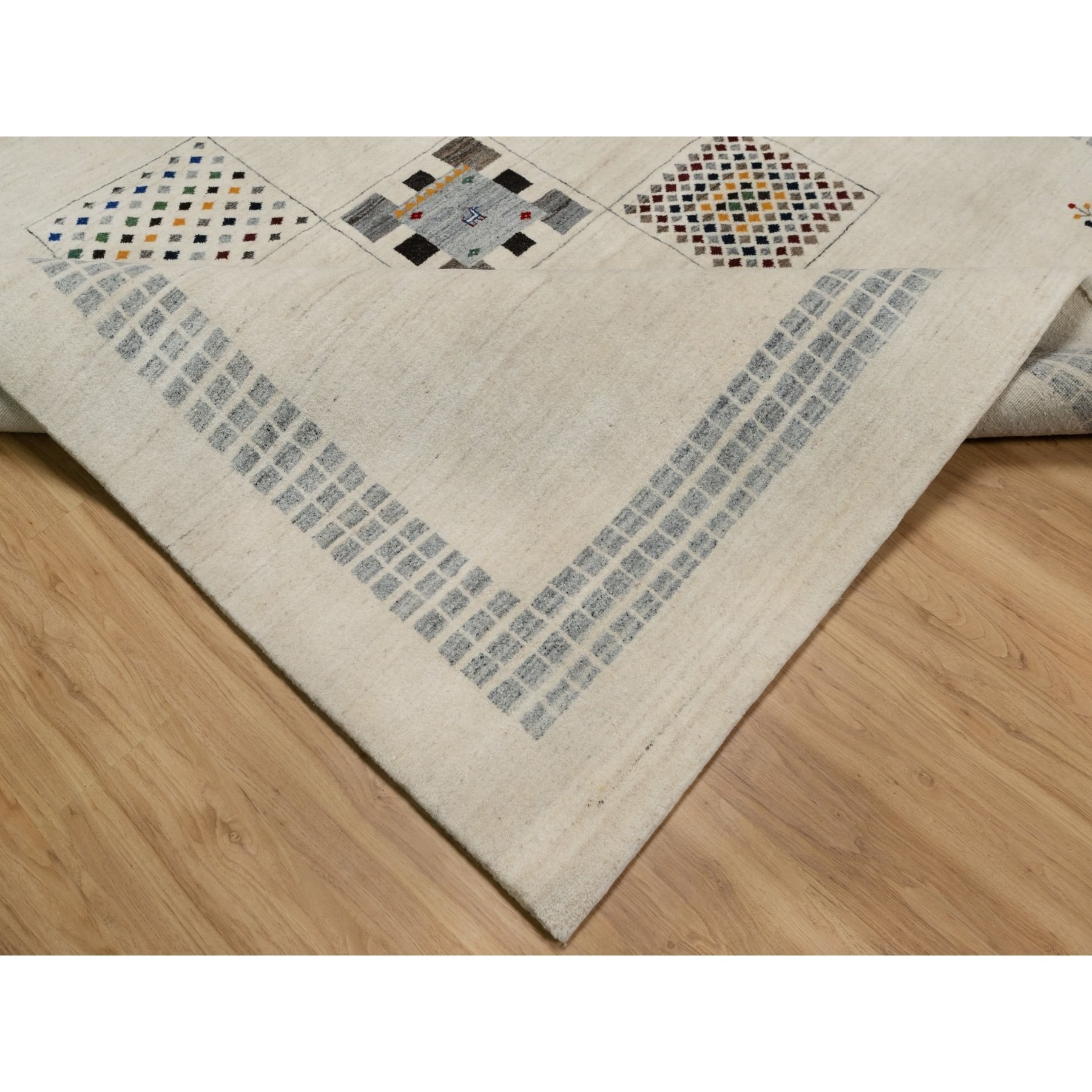 8'3"x10'2" Seedpearl White, Modern, Soft Wool, Hand Knotted, Small Animal Figurines, Lori Buft Gabbeh, Thick and Plush, Oriental Rug Sh91338