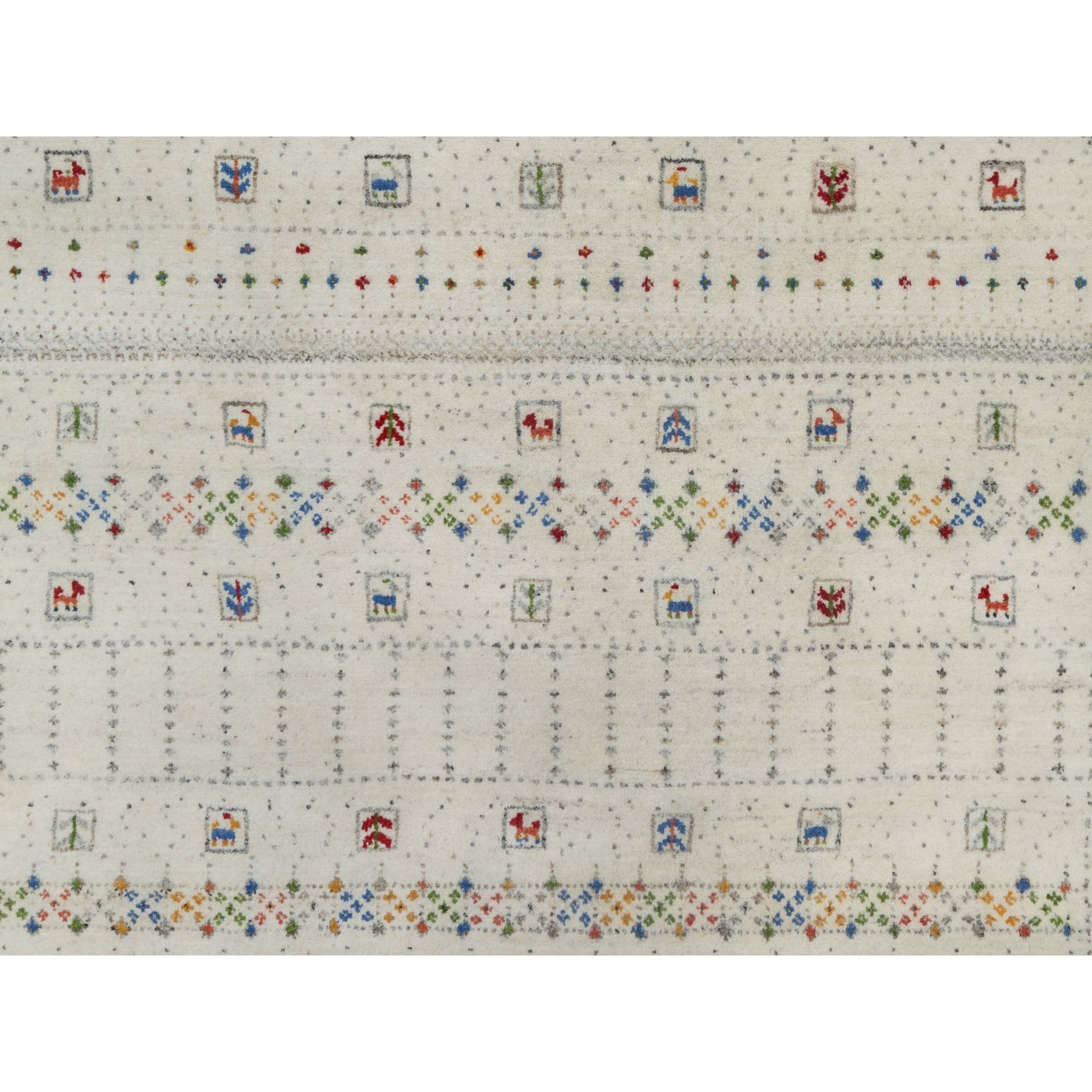 8'1"x10' Swan White, Modern, Lori Buft Gabbeh with Small Animal Figurines, Thick and Plush, 100% Wool, Hand Knotted, Oriental Rug Sh91345