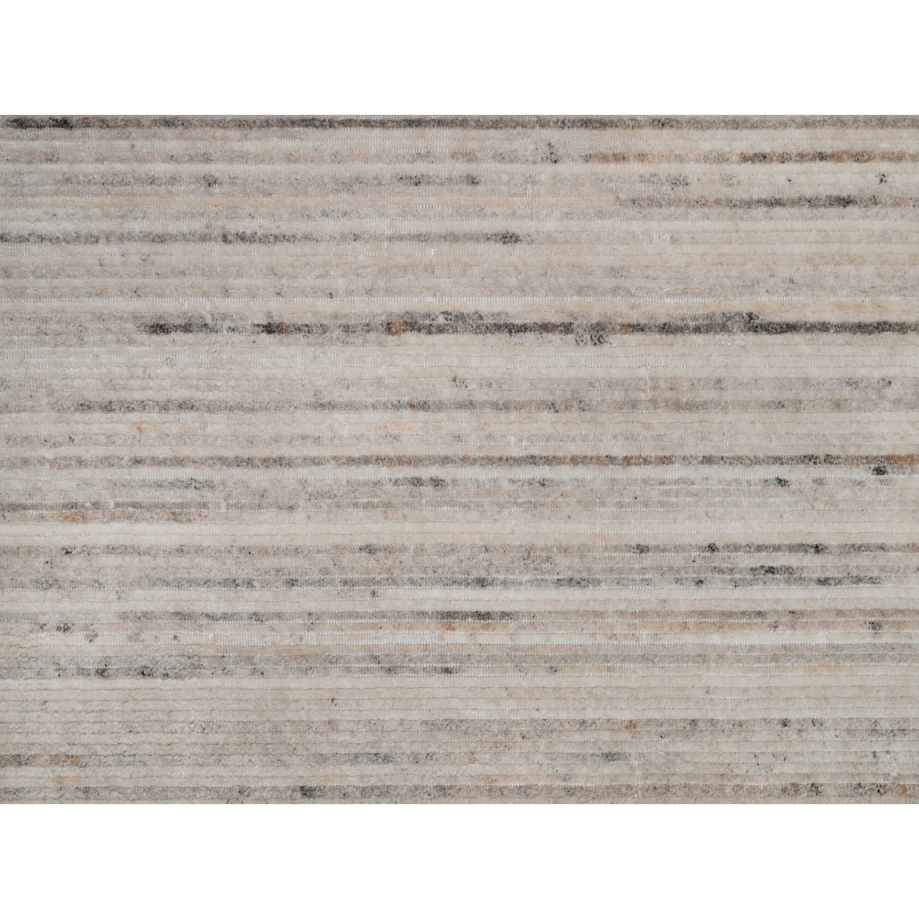 5'x8' Bone White, Variegated Textured Modern Design, Natural Wool, Hand Loomed, Thick and Plush, Oriental Rug Sh91350