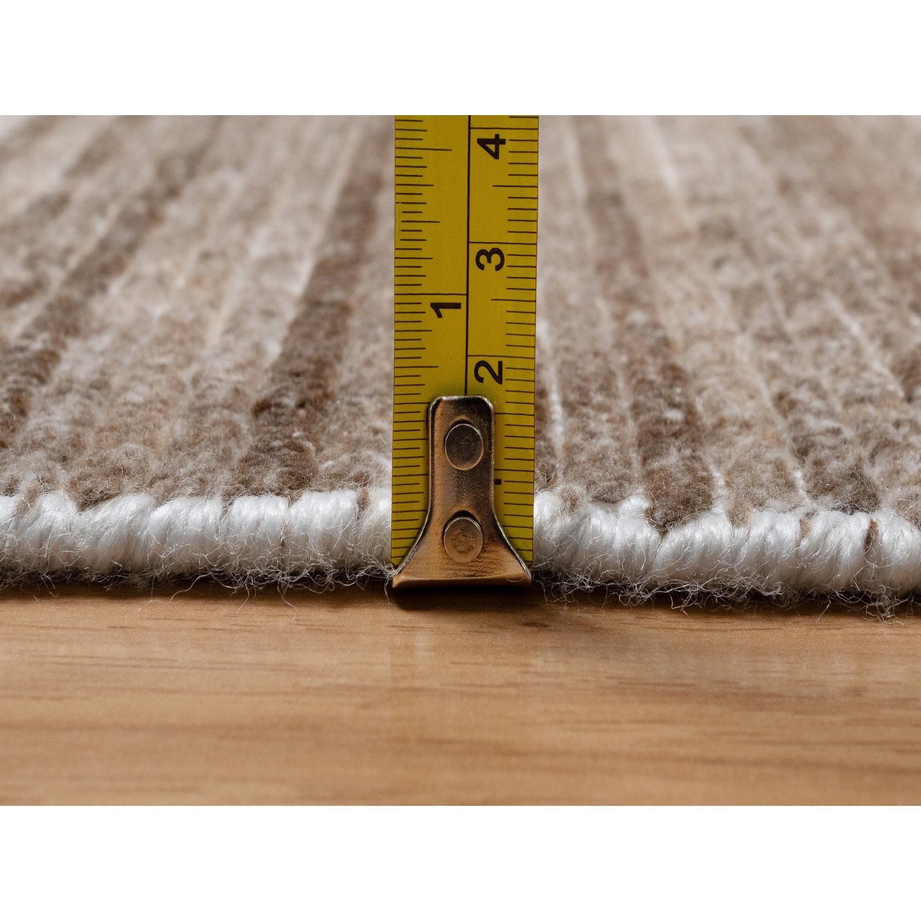 5'1"x8'1" Chocolate Brown, Thick and Plush, Variegated Textured Modern Design, Pure Wool, Hand Loomed, Oriental Rug Sh91351